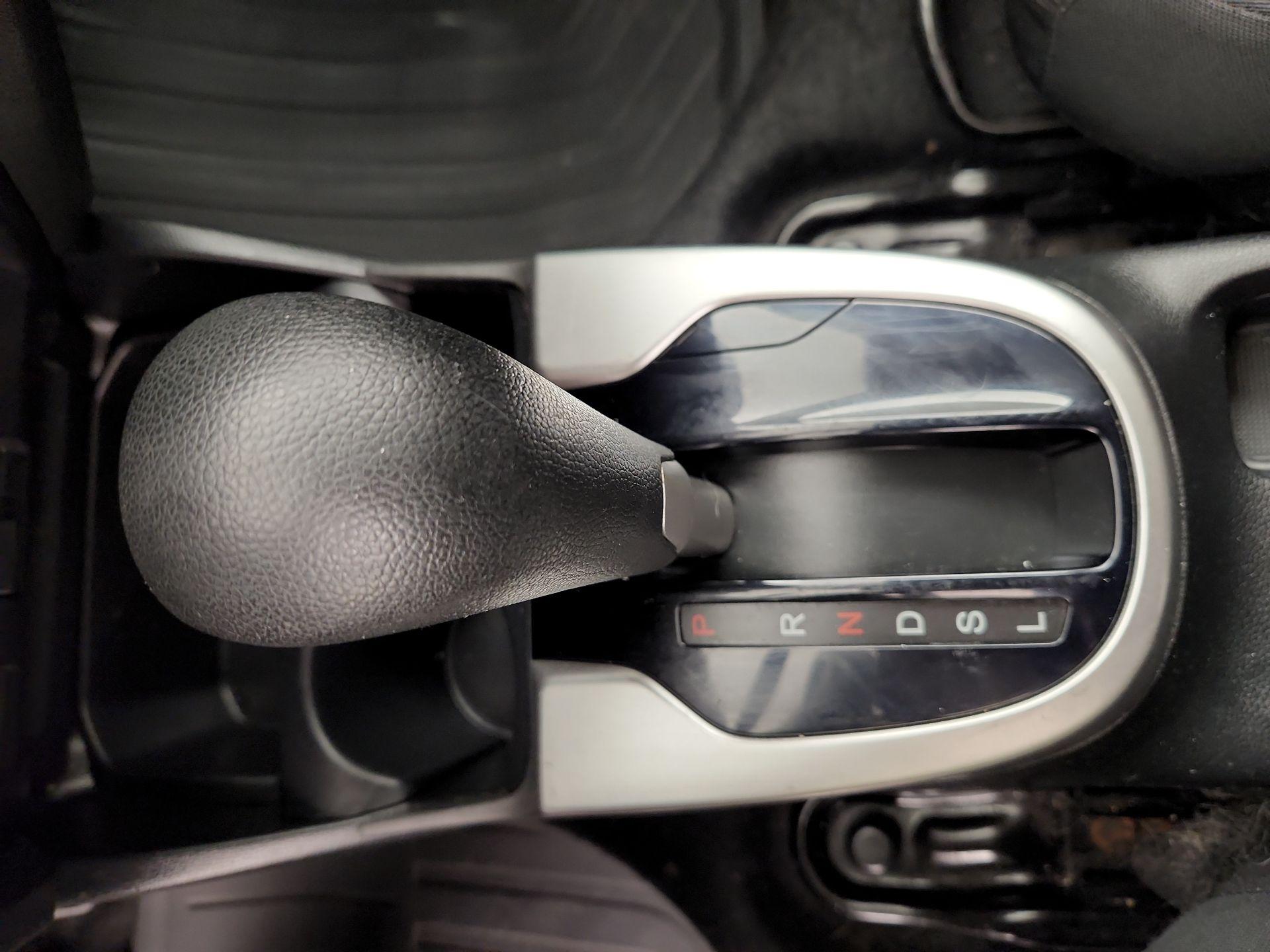 Thumbnail: 2015 Honda Fit - 17