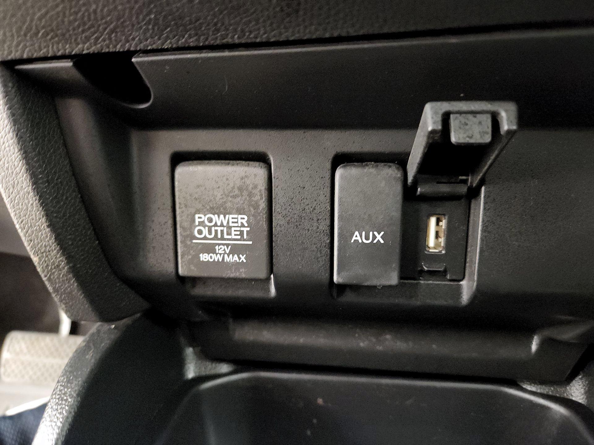 Thumbnail: 2015 Honda Fit - 18