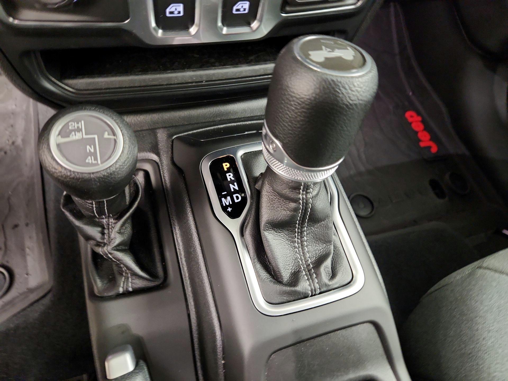 Thumbnail: 2024 Jeep Wrangler - 17