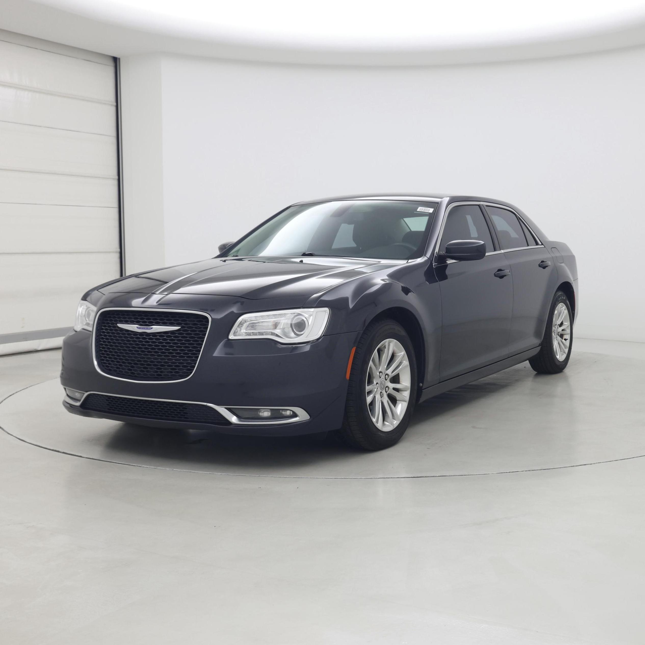 Thumbnail: 2019 Chrysler 300 - 4