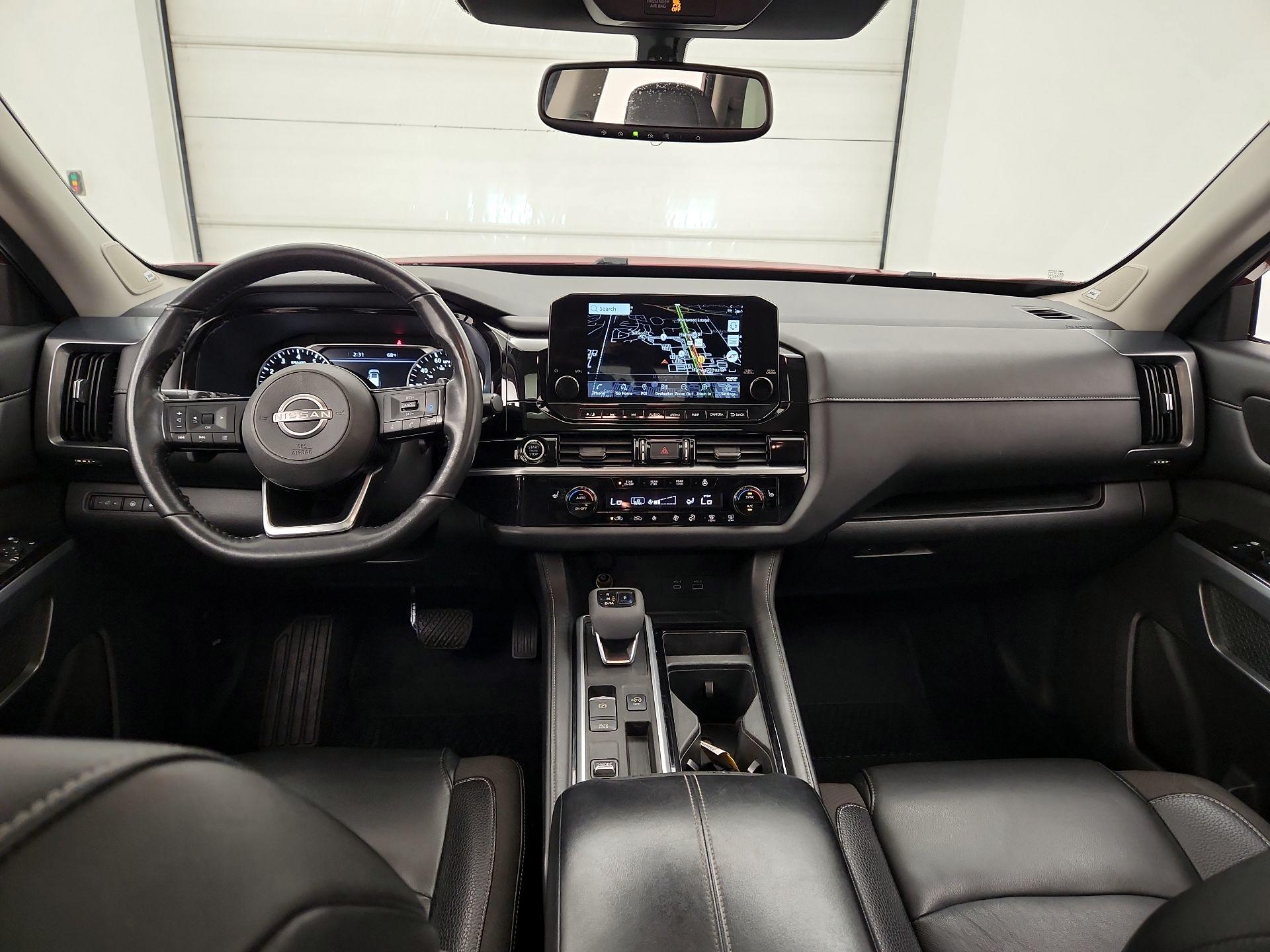 Thumbnail: 2022 Nissan Pathfinder - 9