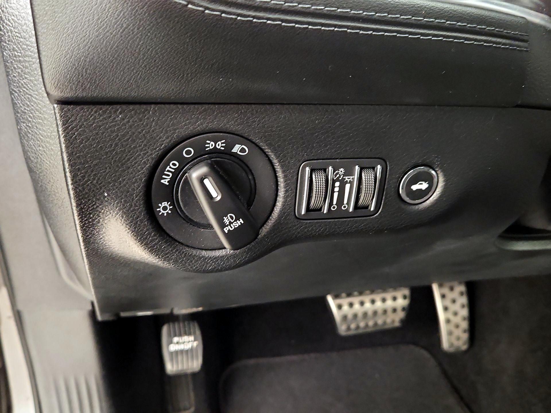 Thumbnail: 2020 Dodge Challenger - 13