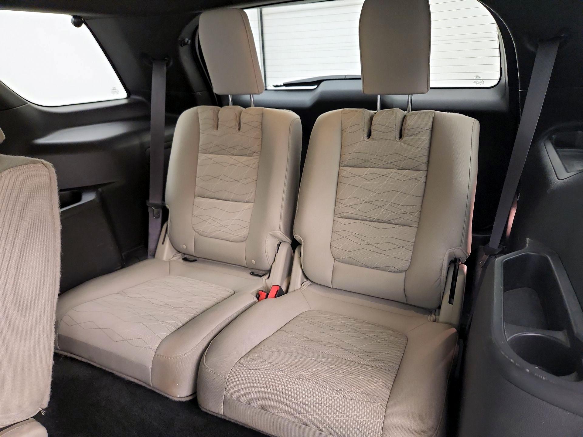 Thumbnail: 2015 Ford Explorer - 19