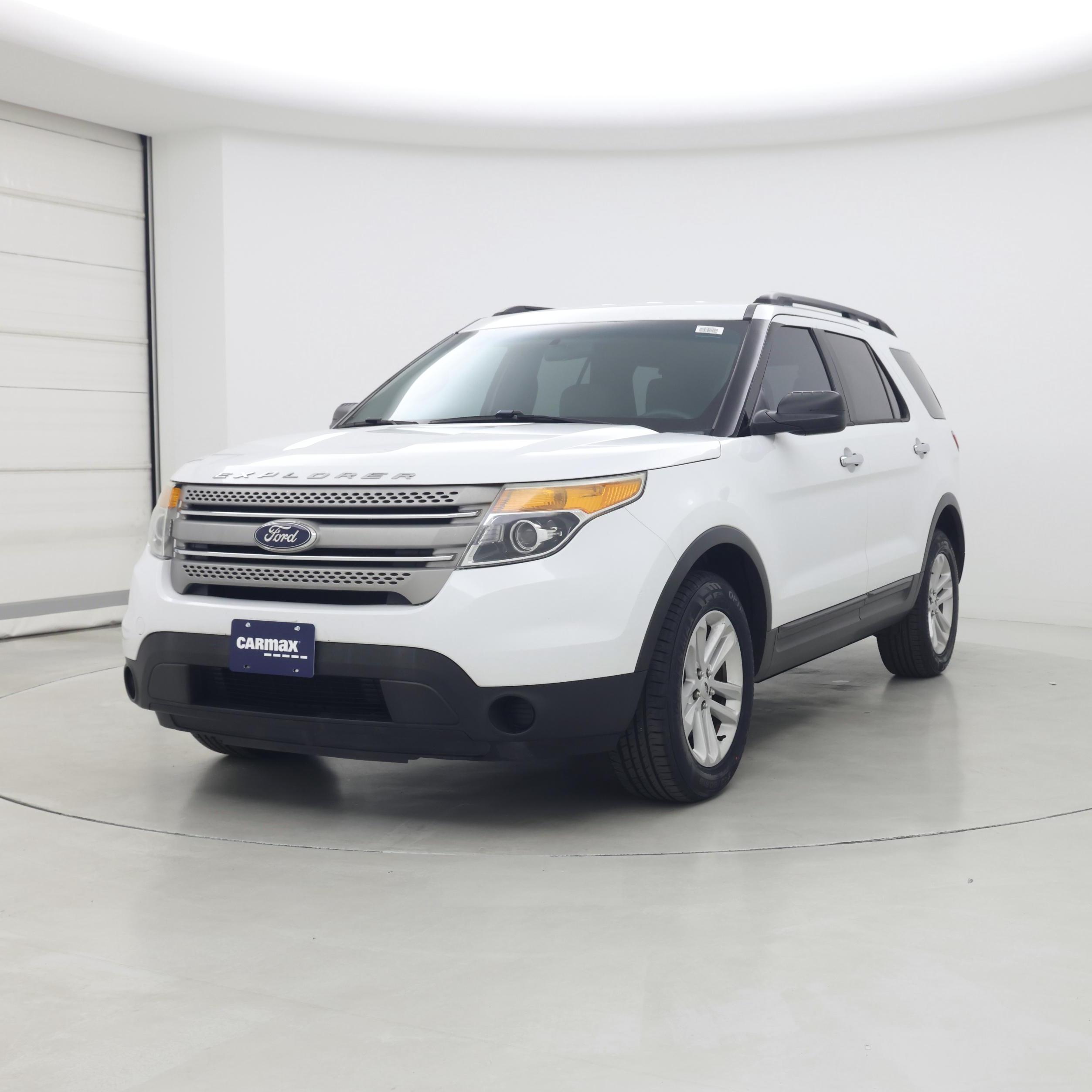 Thumbnail: 2015 Ford Explorer - 4