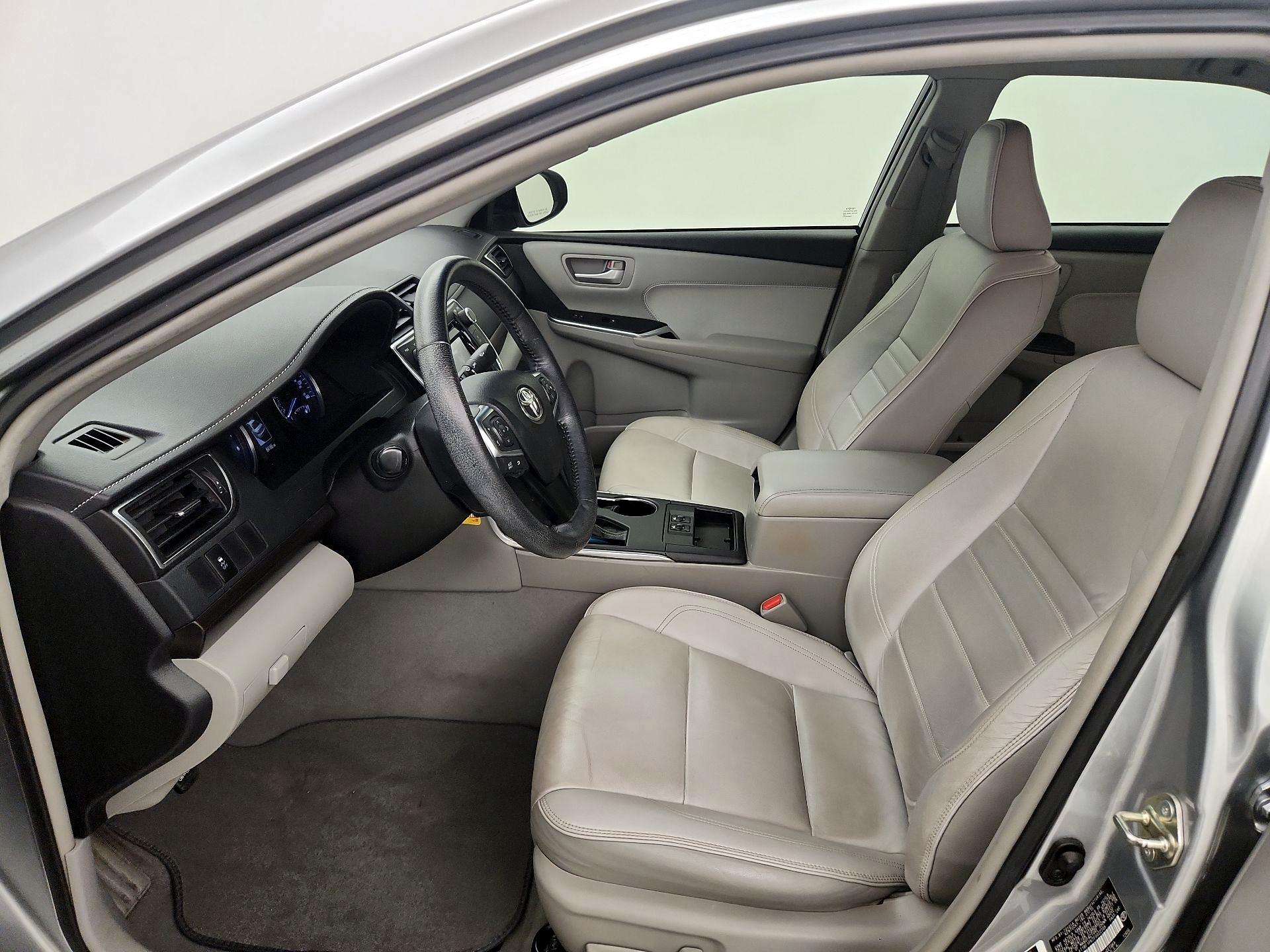 Thumbnail: 2015 Toyota Camry - 11