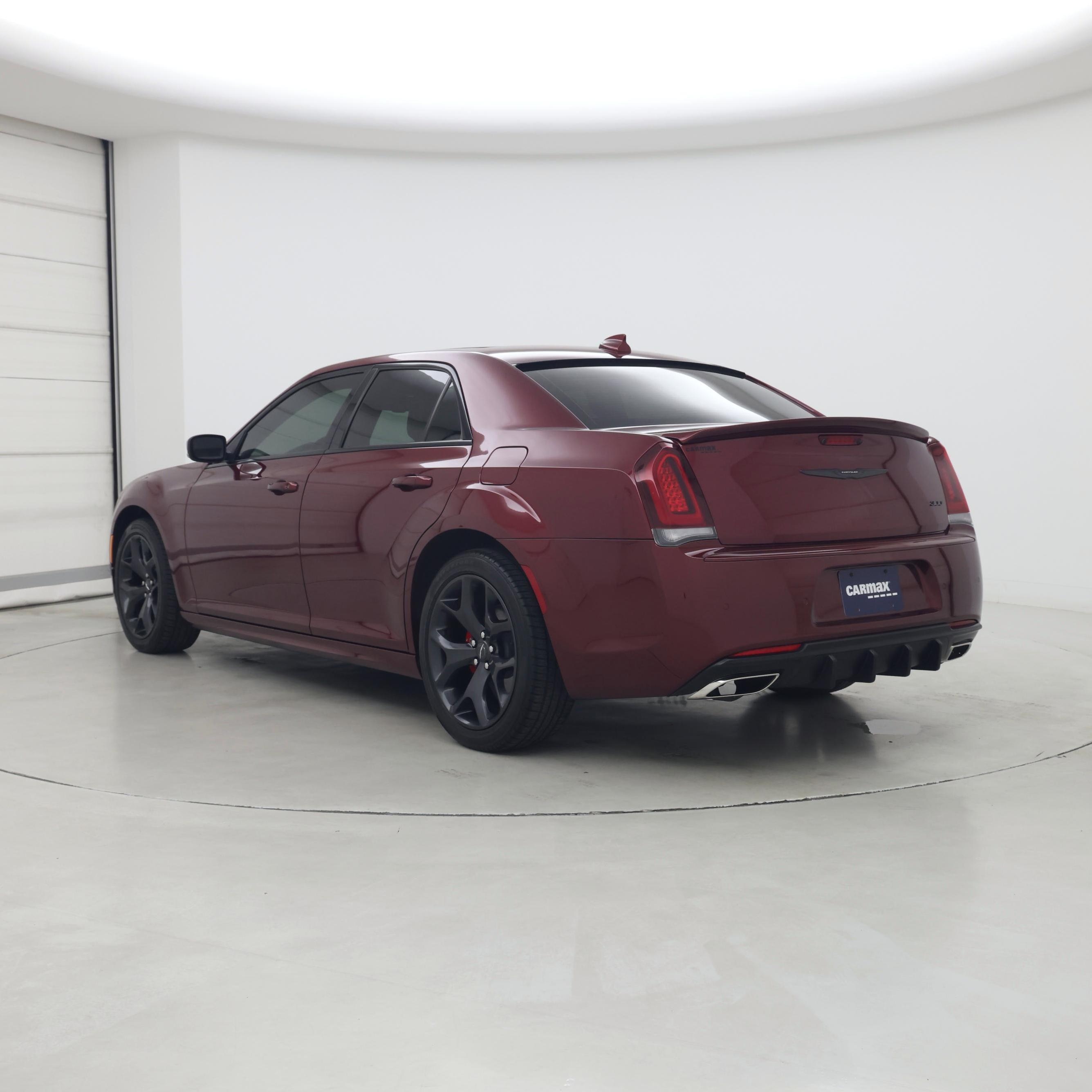 Thumbnail: 2023 Chrysler 300 - 2