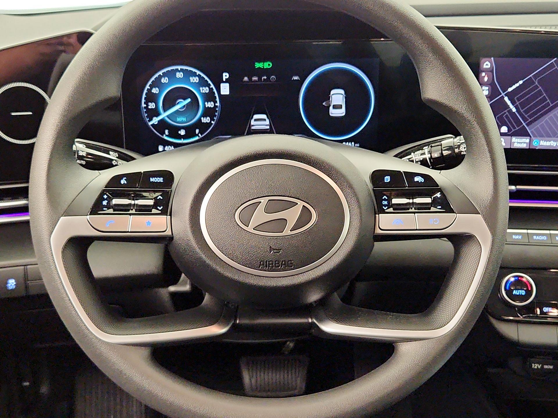 Thumbnail: 2024 Hyundai Elantra - 10