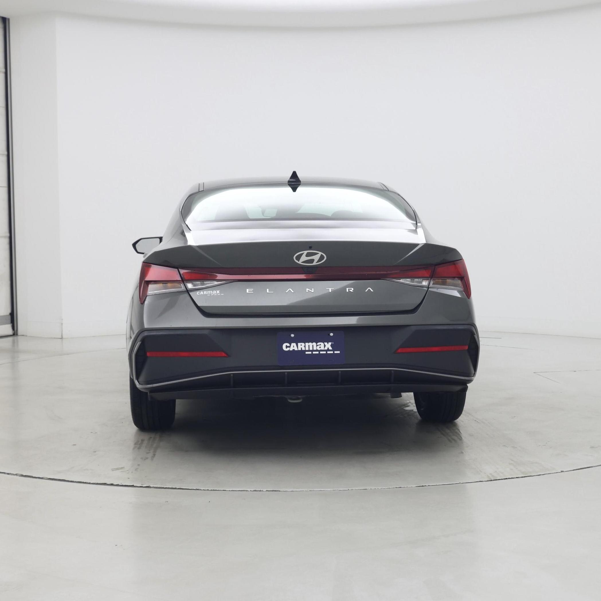 Thumbnail: 2024 Hyundai Elantra - 6