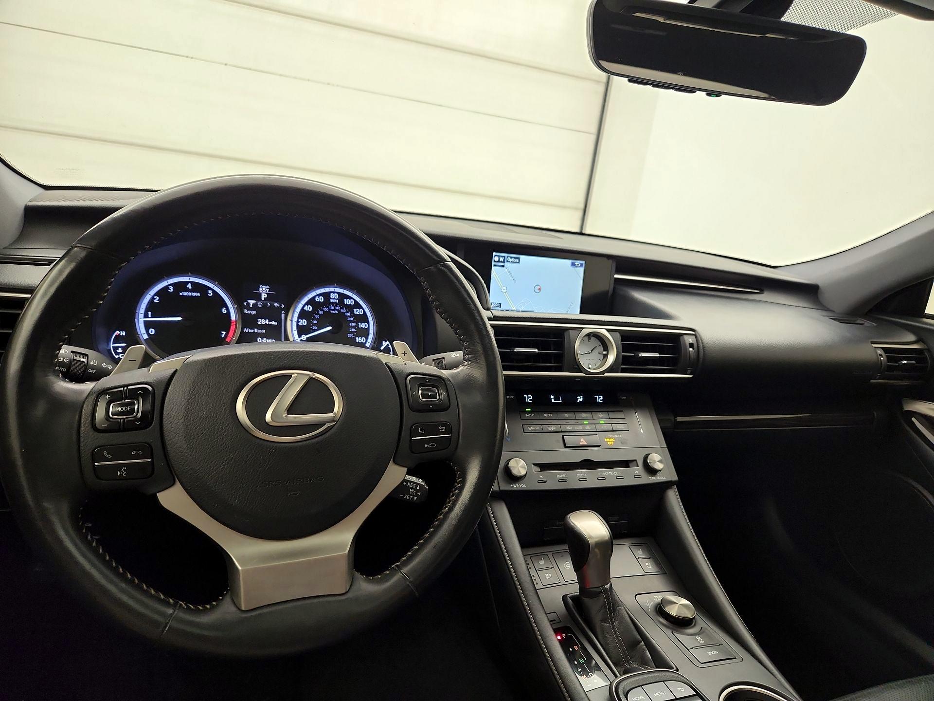 Thumbnail: 2015 Lexus RC - 9