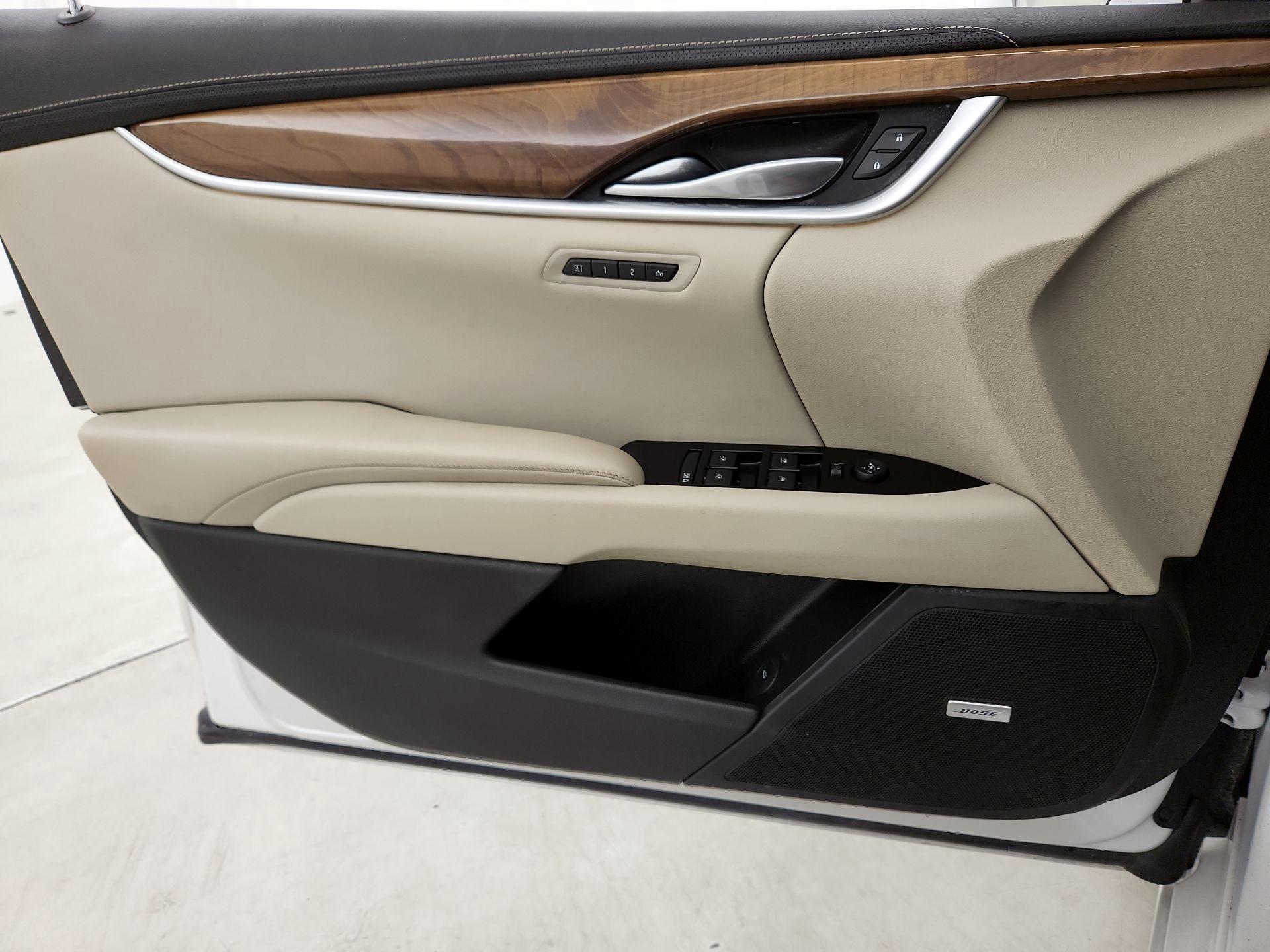Thumbnail: 2019 Cadillac XTS - 12