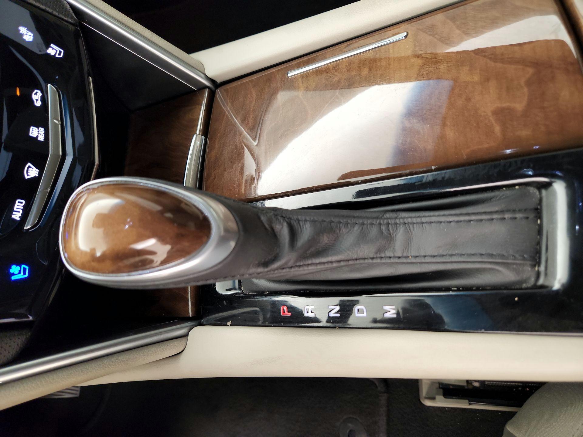 Thumbnail: 2019 Cadillac XTS - 18