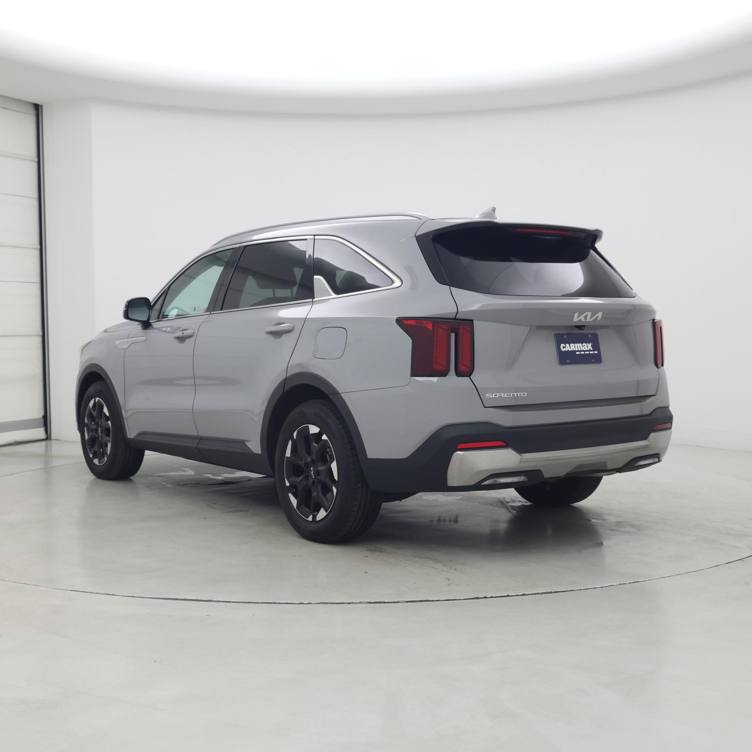 Thumbnail: 2024 Kia Sorento - 2