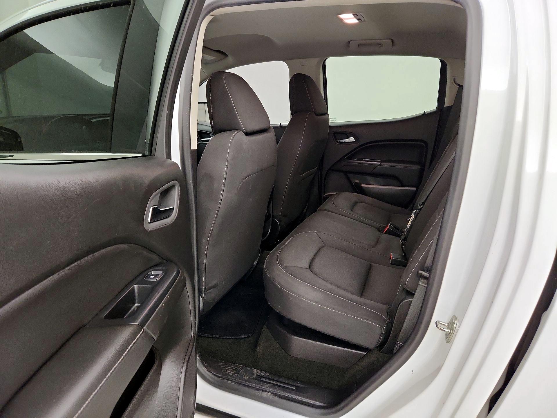 Thumbnail: 2016 GMC Canyon - 18