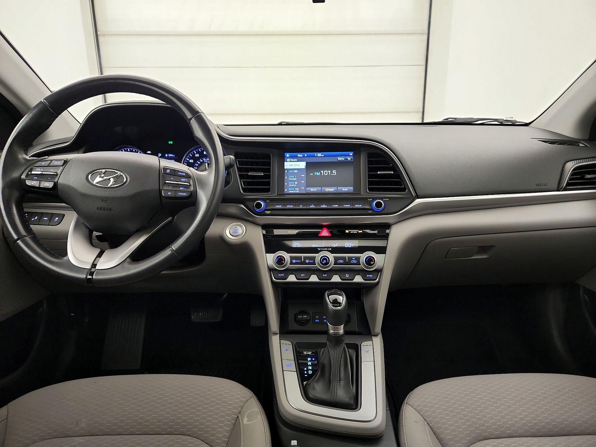 Thumbnail: 2020 Hyundai Elantra - 9