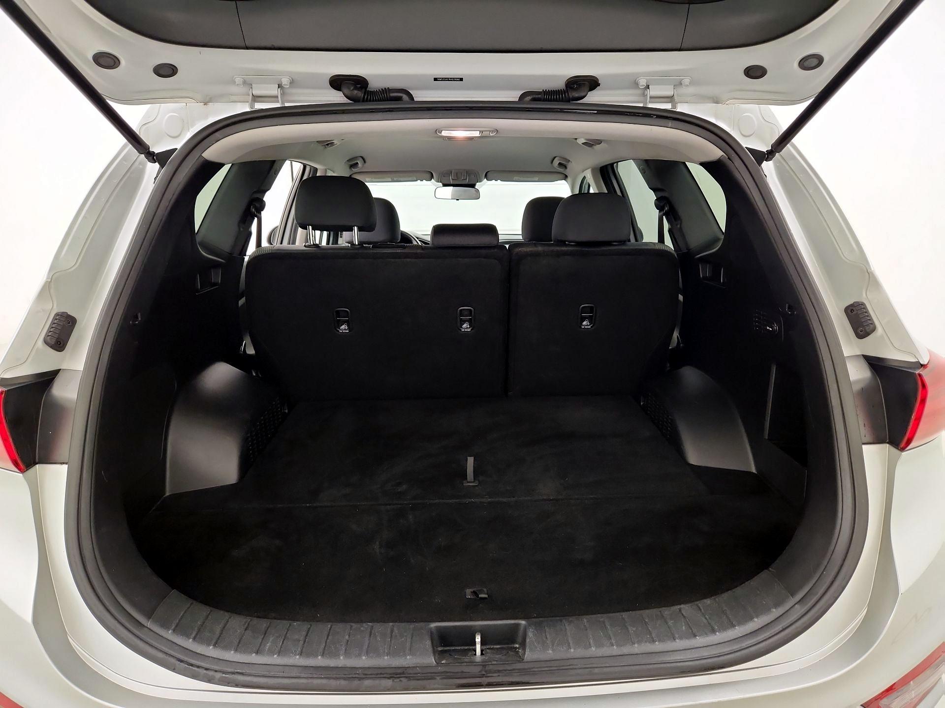 Thumbnail: 2019 Hyundai Santa Fe - 20