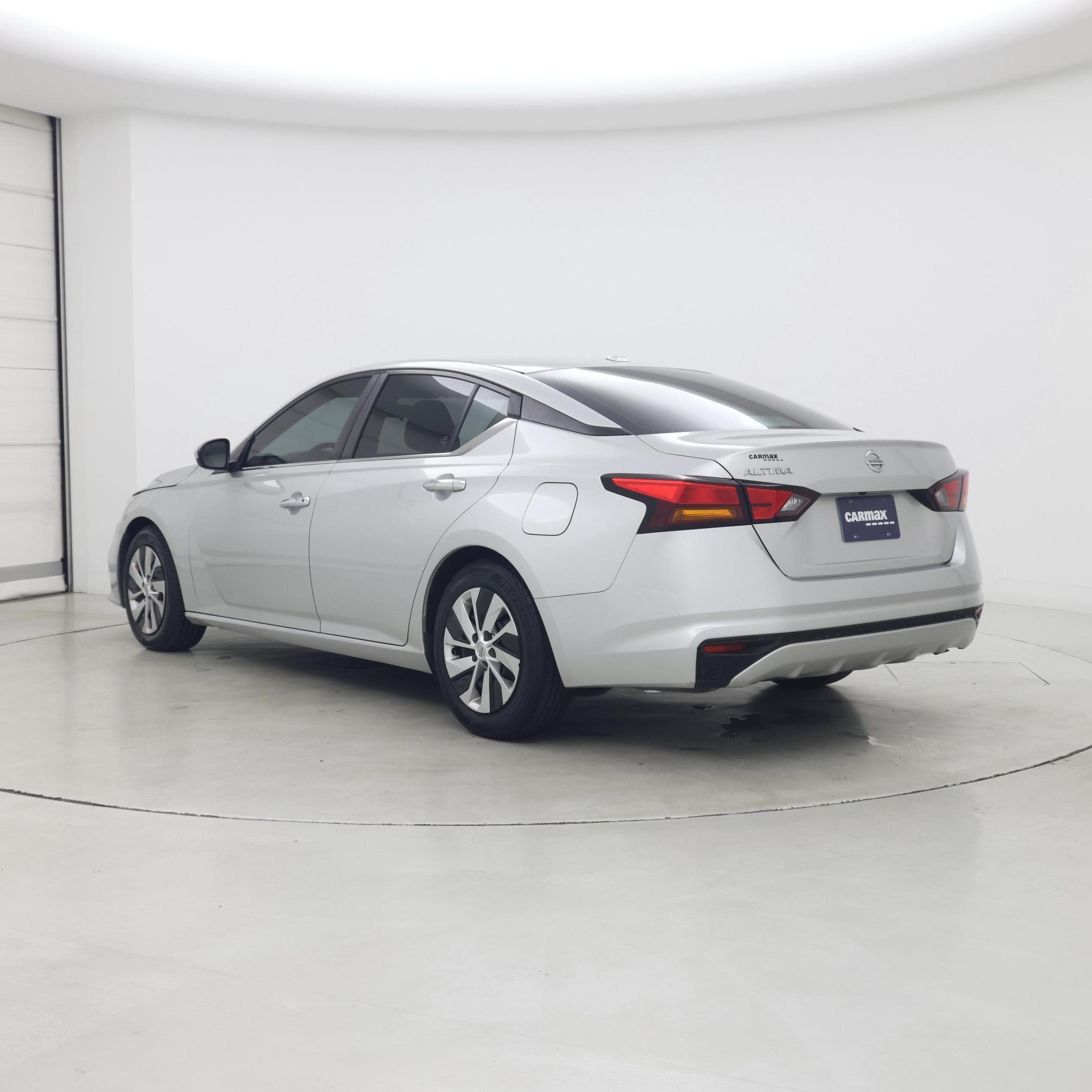 Thumbnail: 2020 Nissan Altima - 2