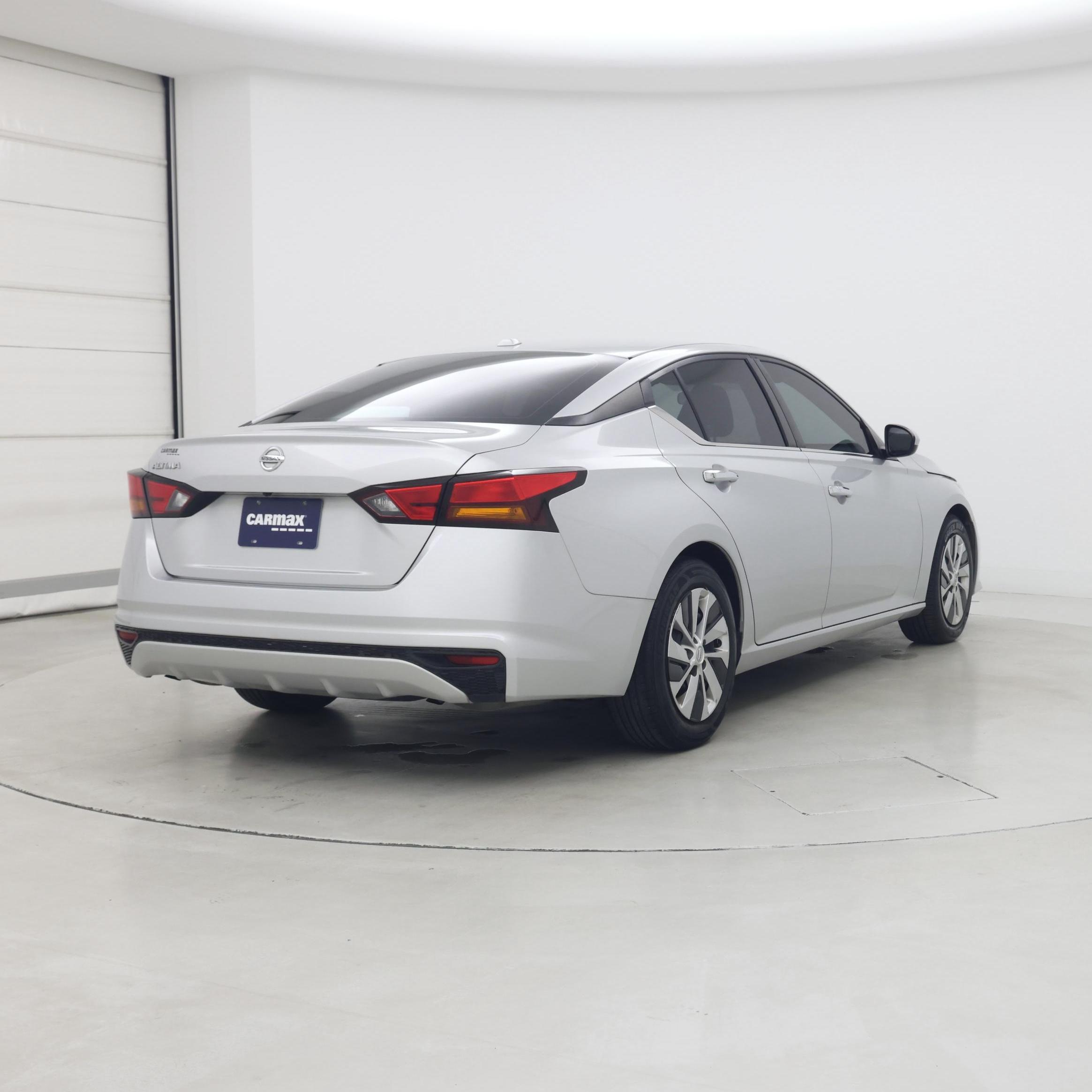 Thumbnail: 2020 Nissan Altima - 8