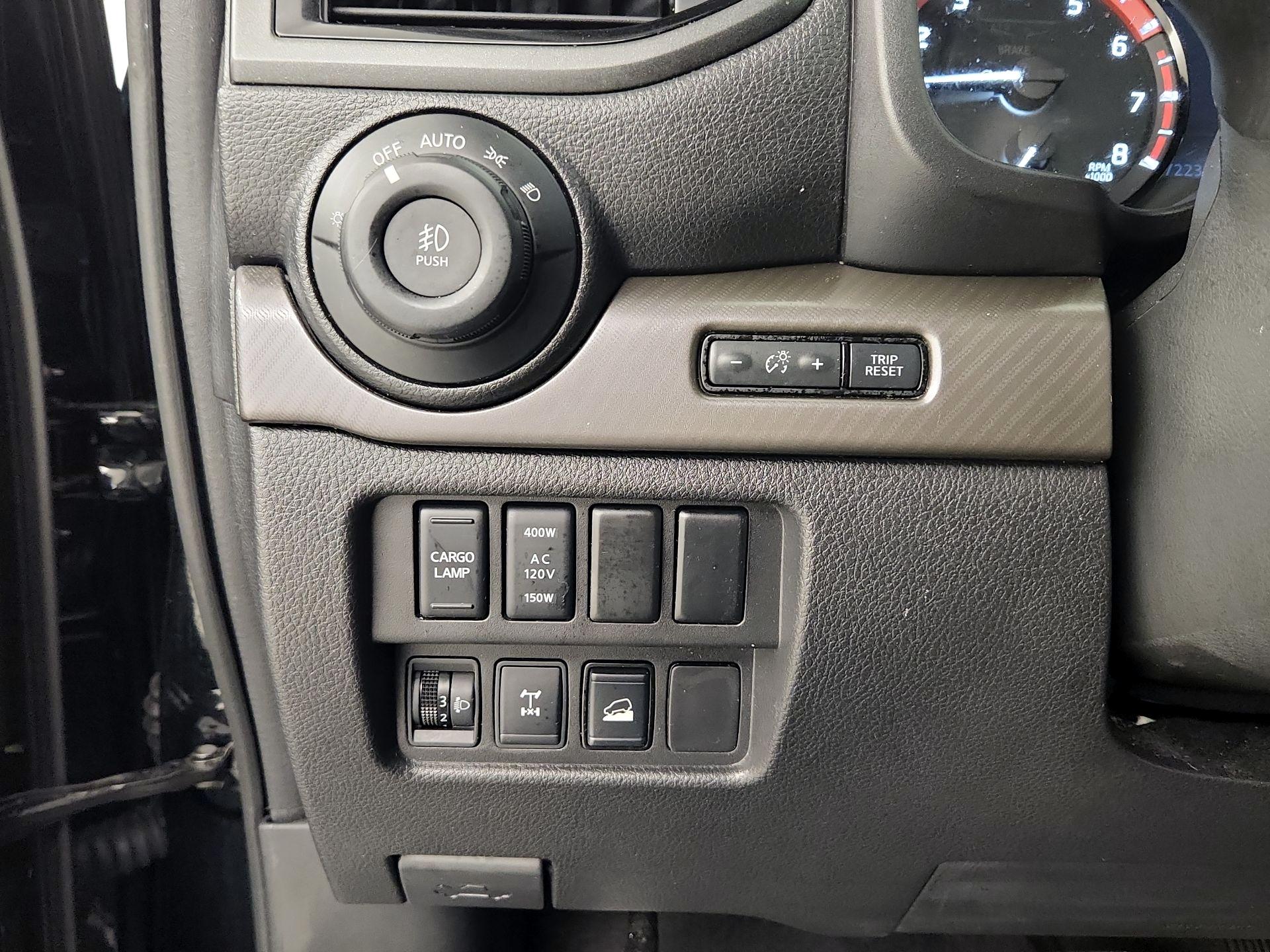Thumbnail: 2024 Nissan Titan - 13