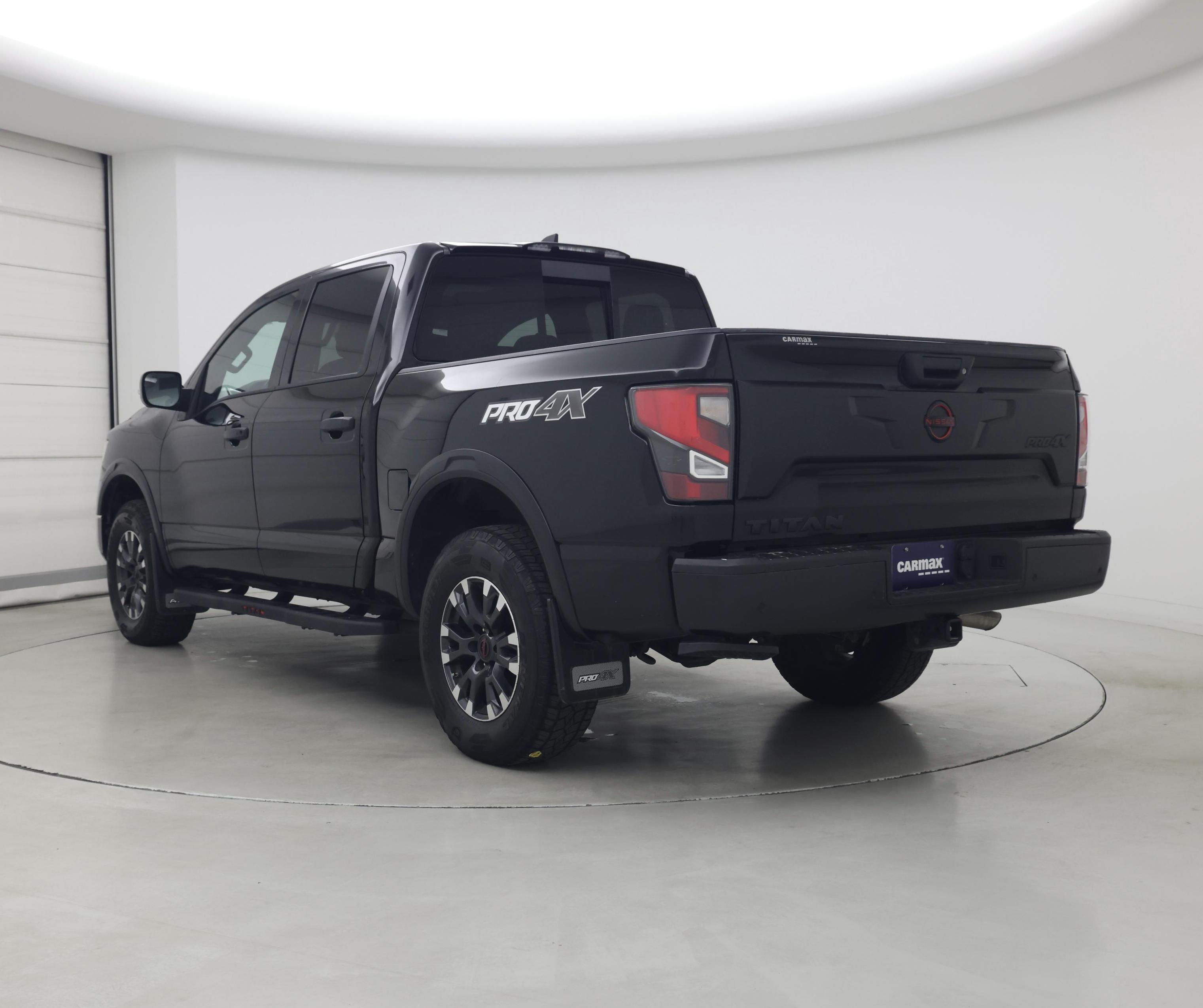 Thumbnail: 2024 Nissan Titan - 2