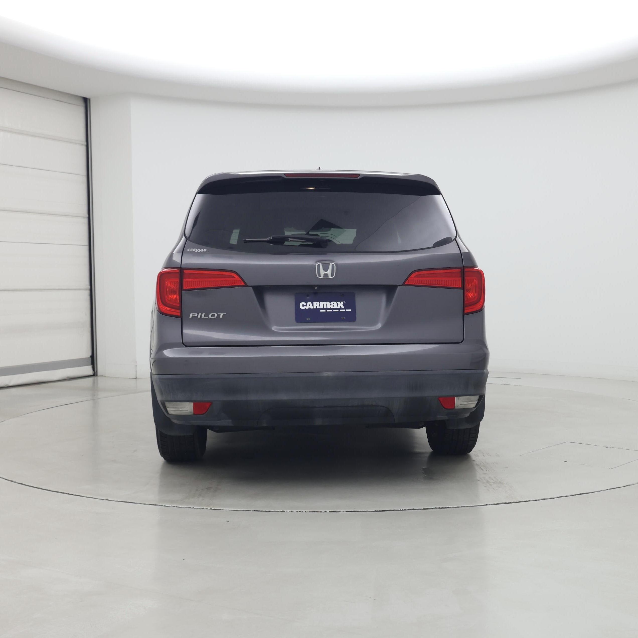 Thumbnail: 2017 Honda Pilot - 6