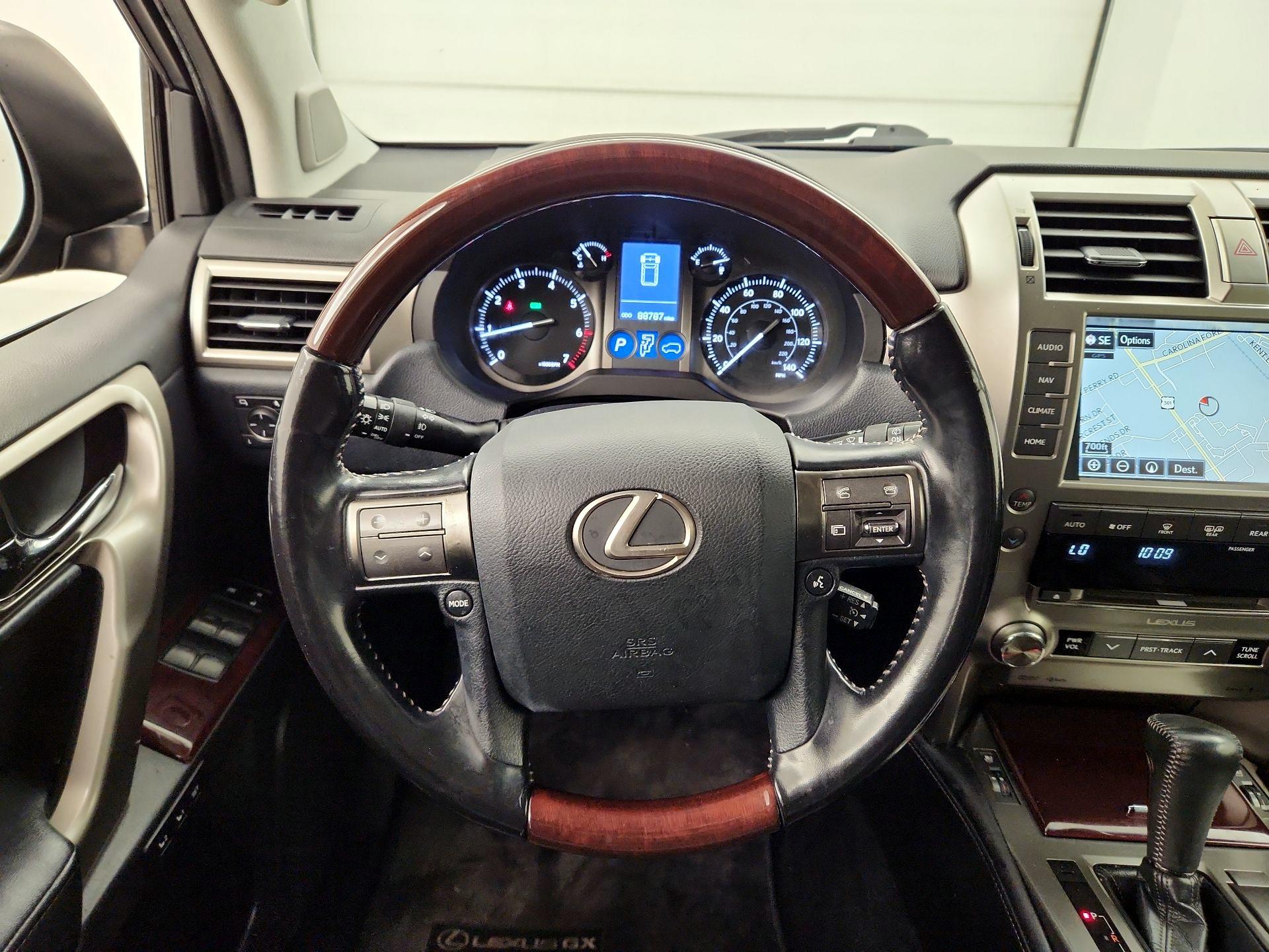 Thumbnail: 2018 Lexus GX - 10