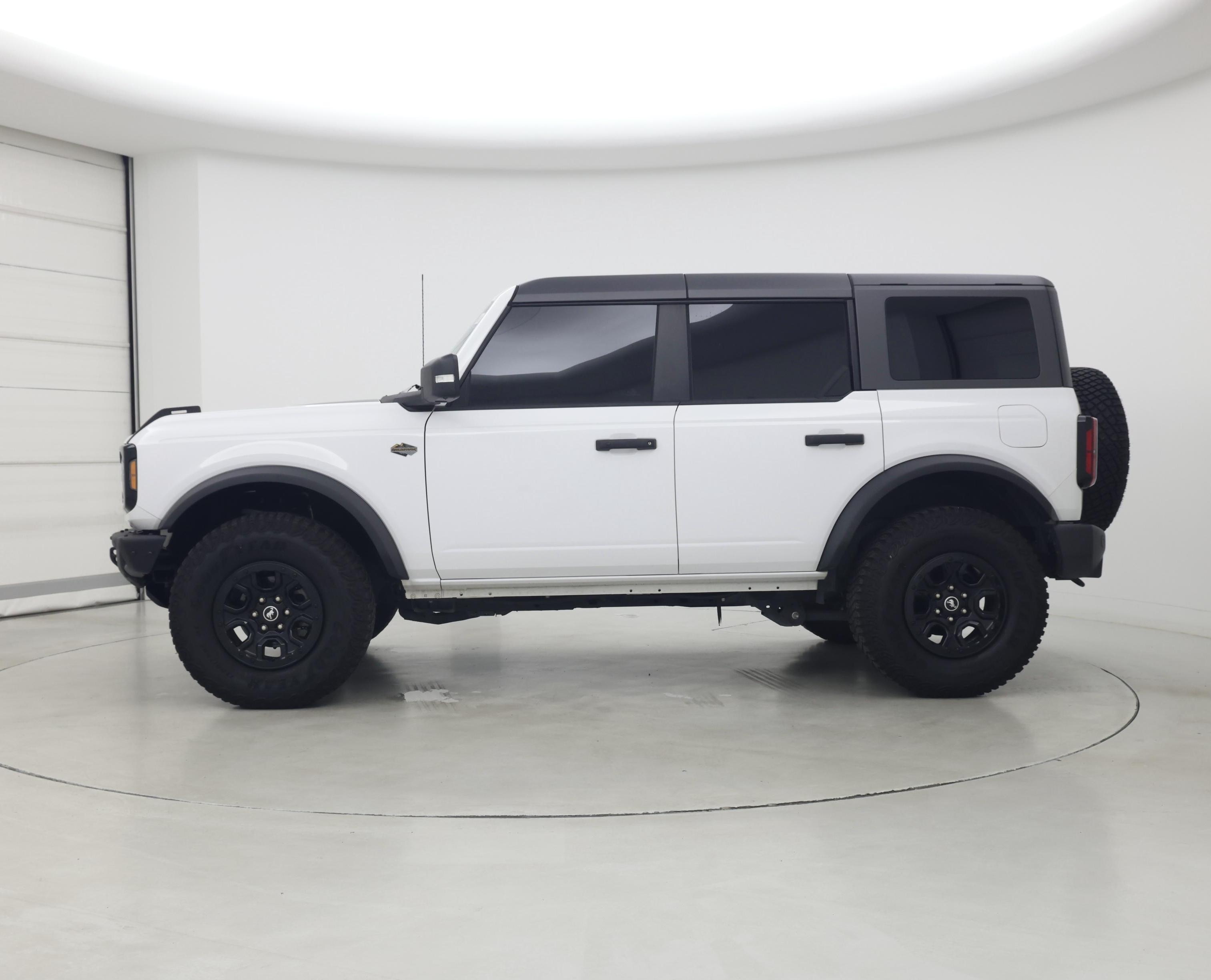 Thumbnail: 2024 Ford Bronco - 3
