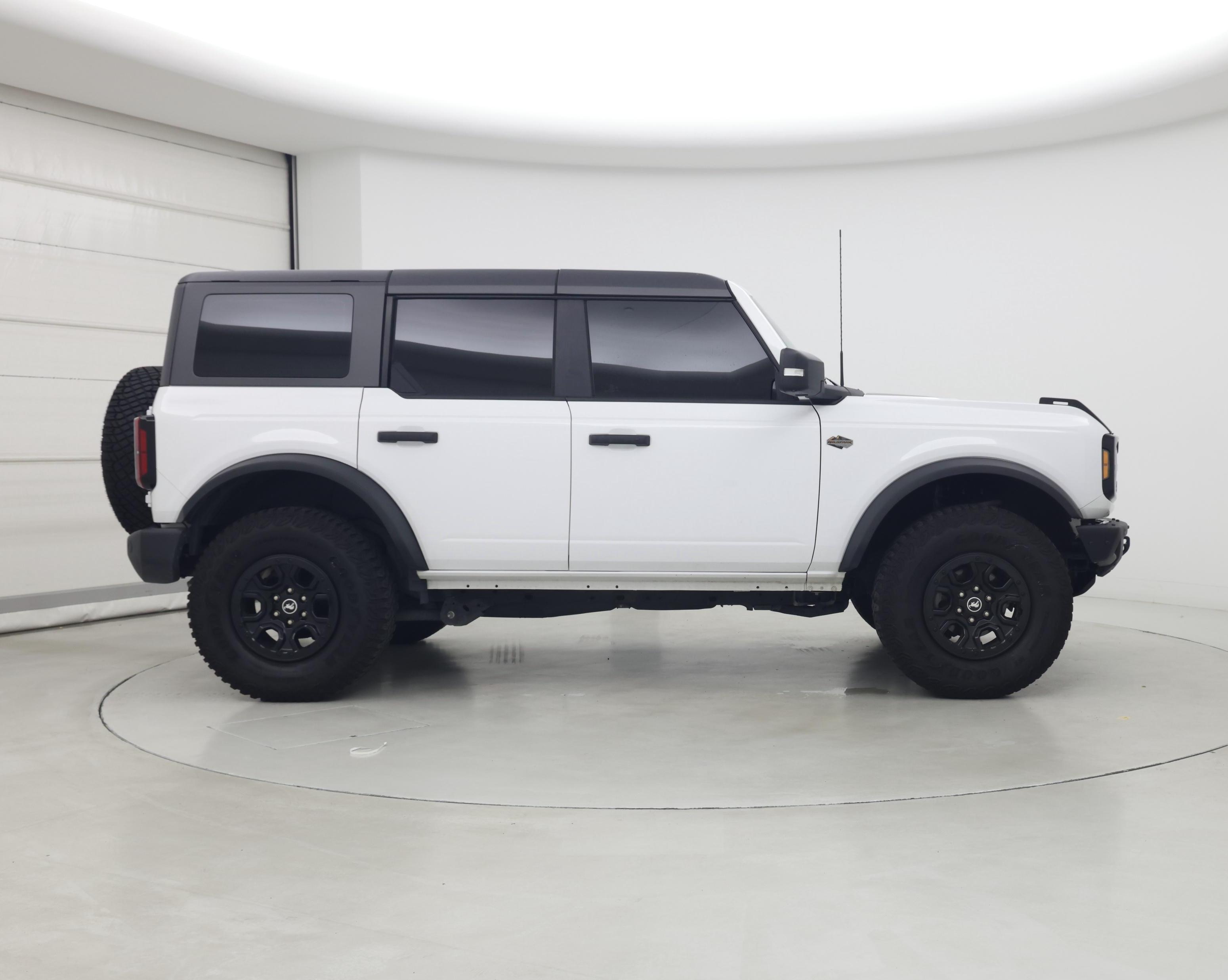 Thumbnail: 2024 Ford Bronco - 7
