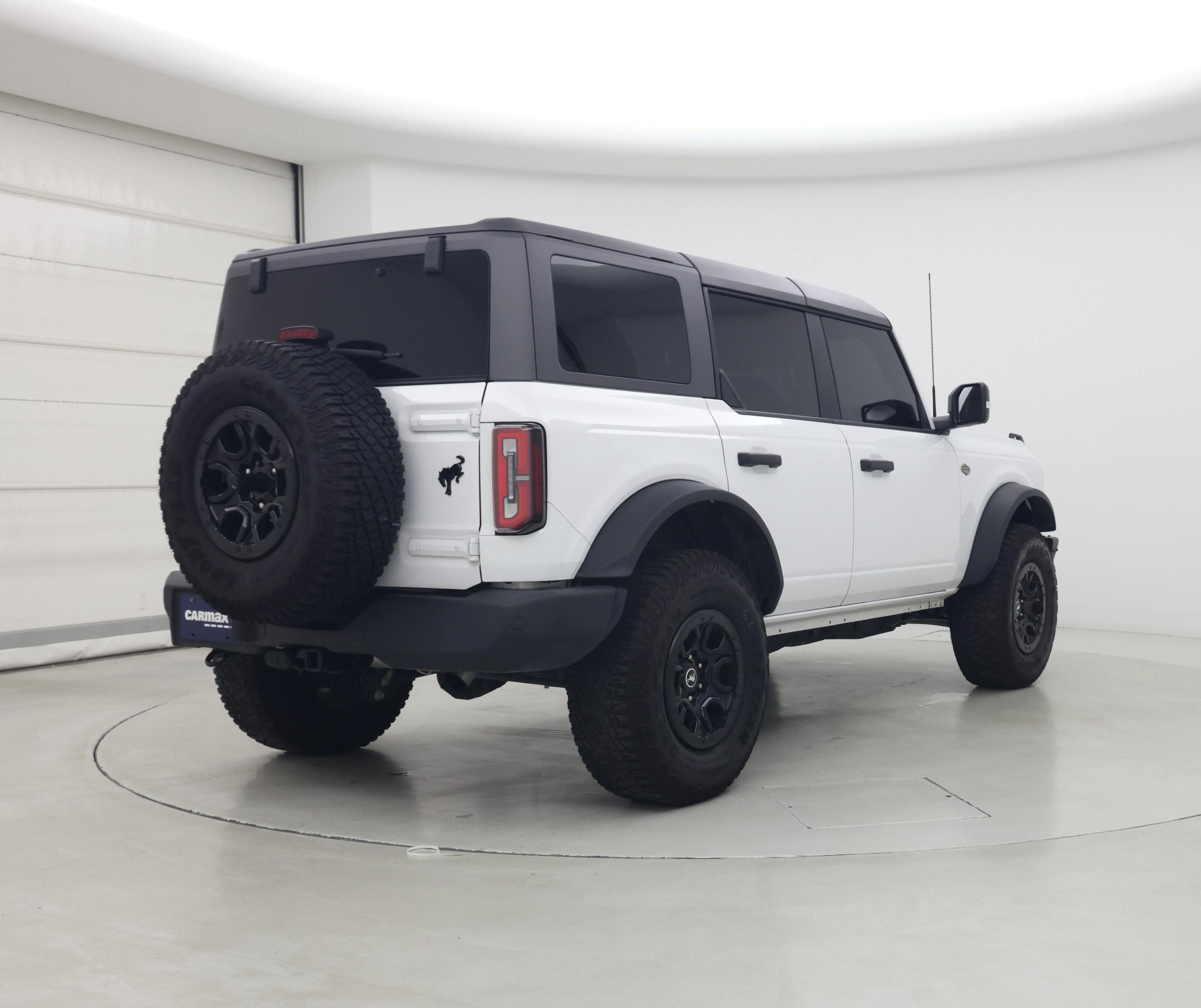 Thumbnail: 2024 Ford Bronco - 8