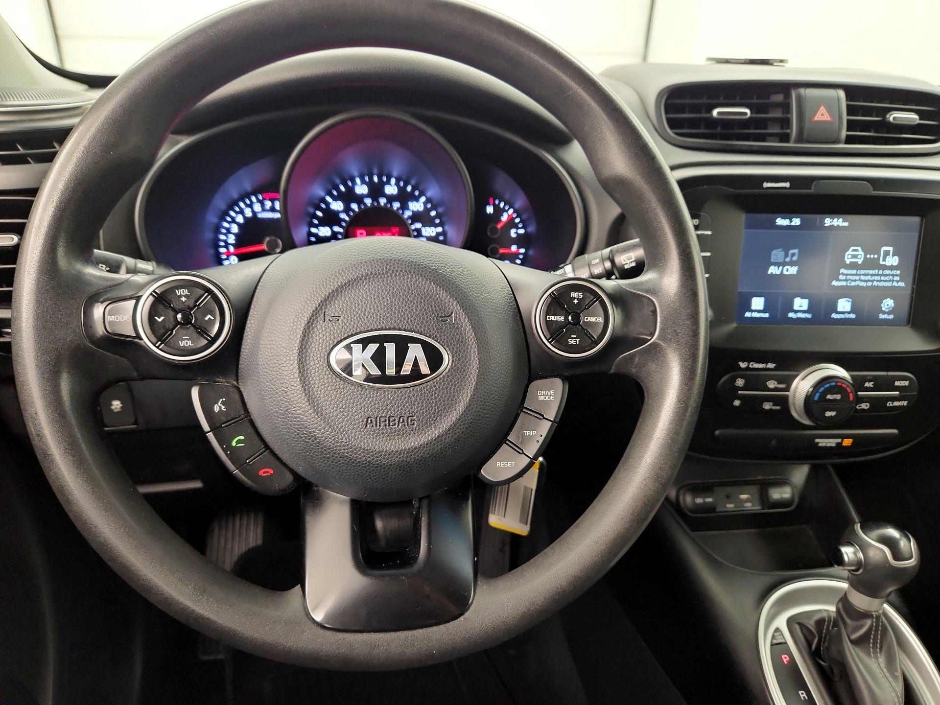 Thumbnail: 2018 Kia Soul - 10