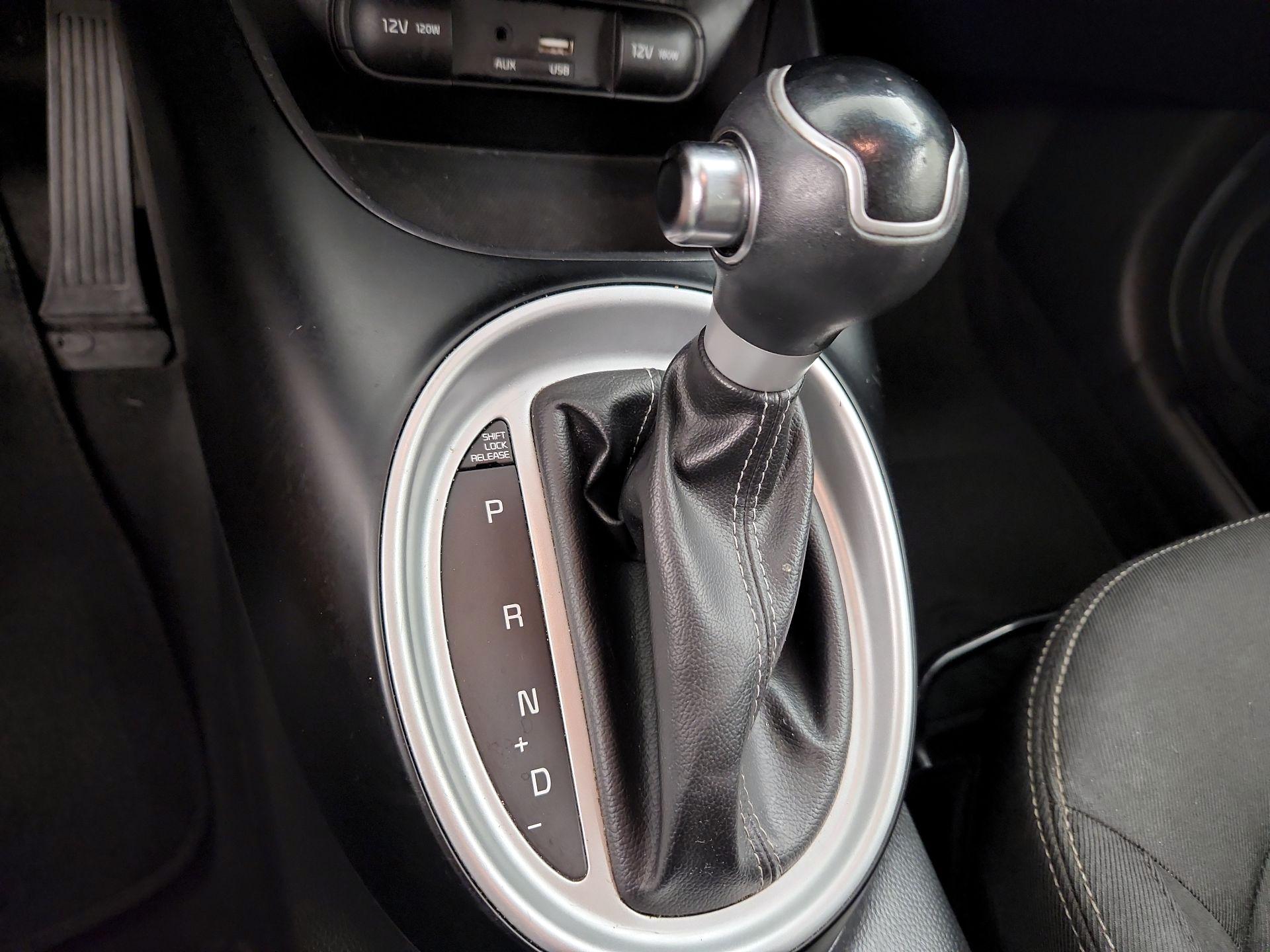 Thumbnail: 2018 Kia Soul - 17