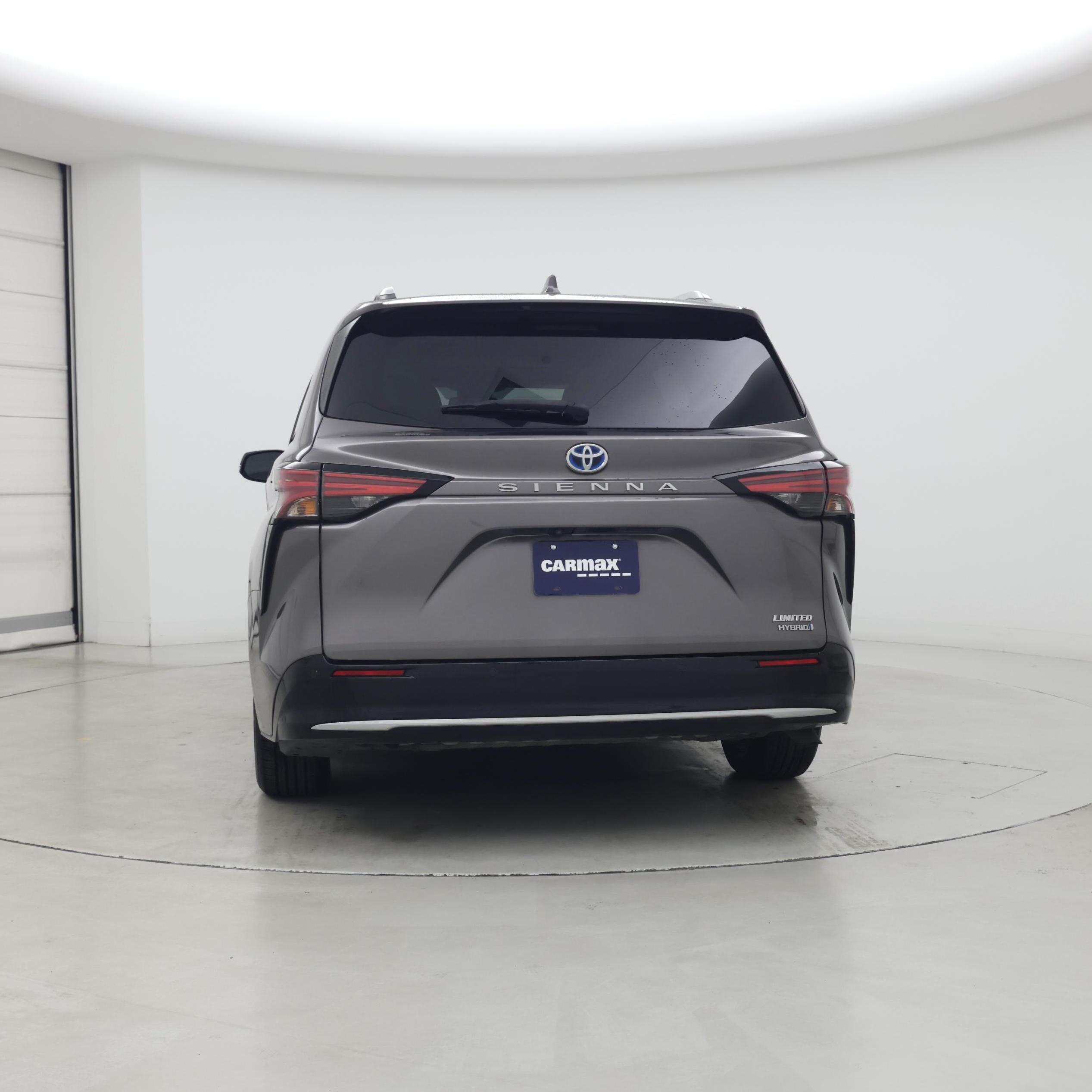 Thumbnail: 2021 Toyota Sienna - 6