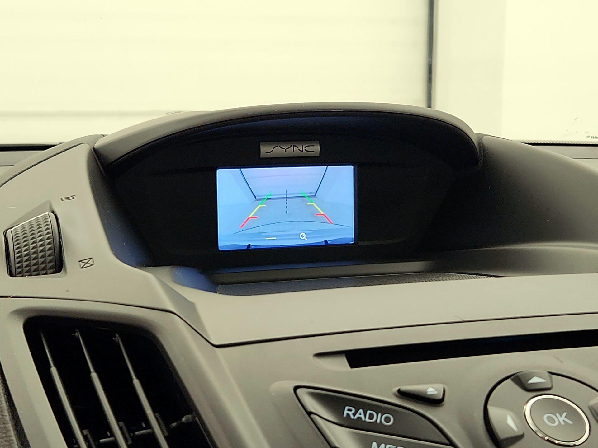 Thumbnail: 2016 Ford Escape - 14