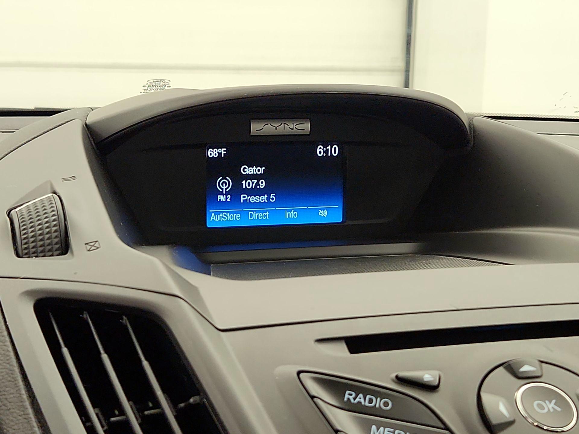 Thumbnail: 2016 Ford Escape - 15