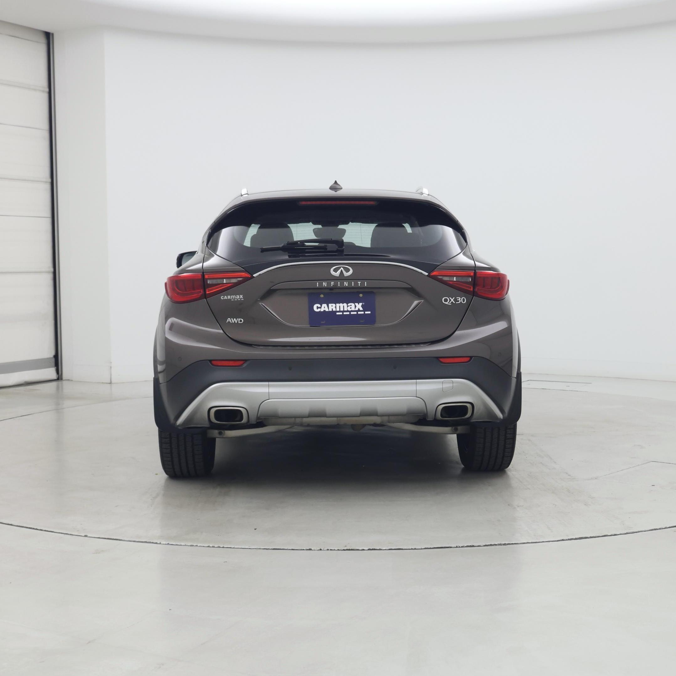 Thumbnail: 2019 INFINITI QX30 - 6