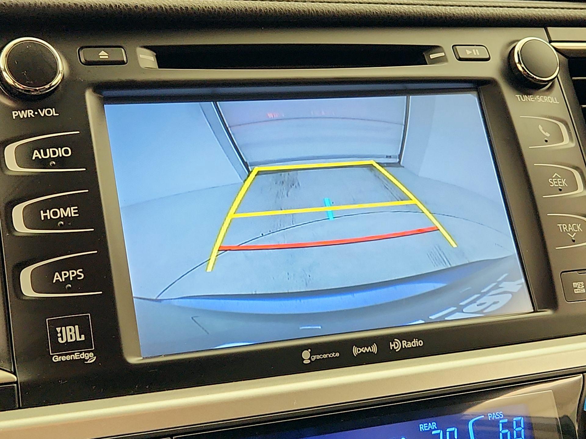 Thumbnail: 2018 Toyota Highlander - 15