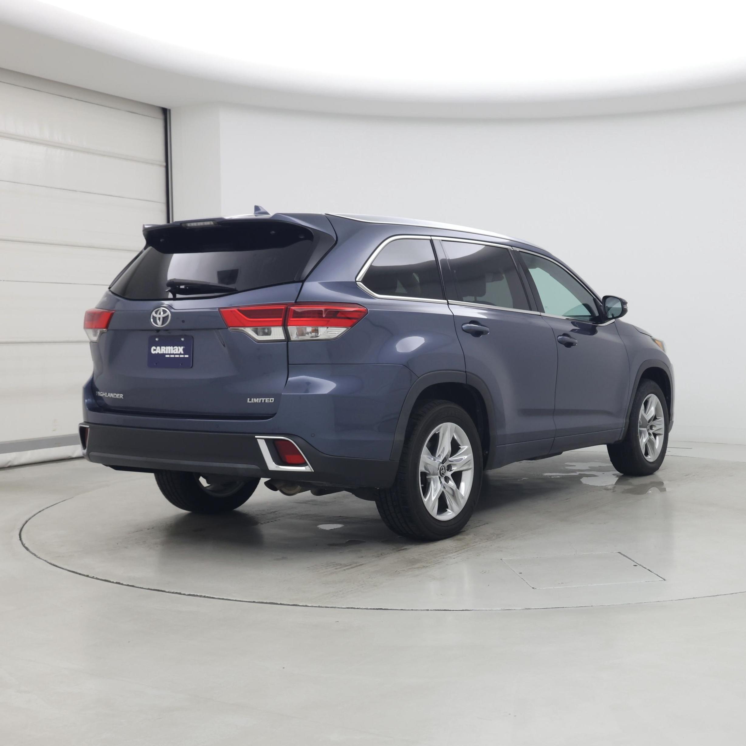 Thumbnail: 2018 Toyota Highlander - 8