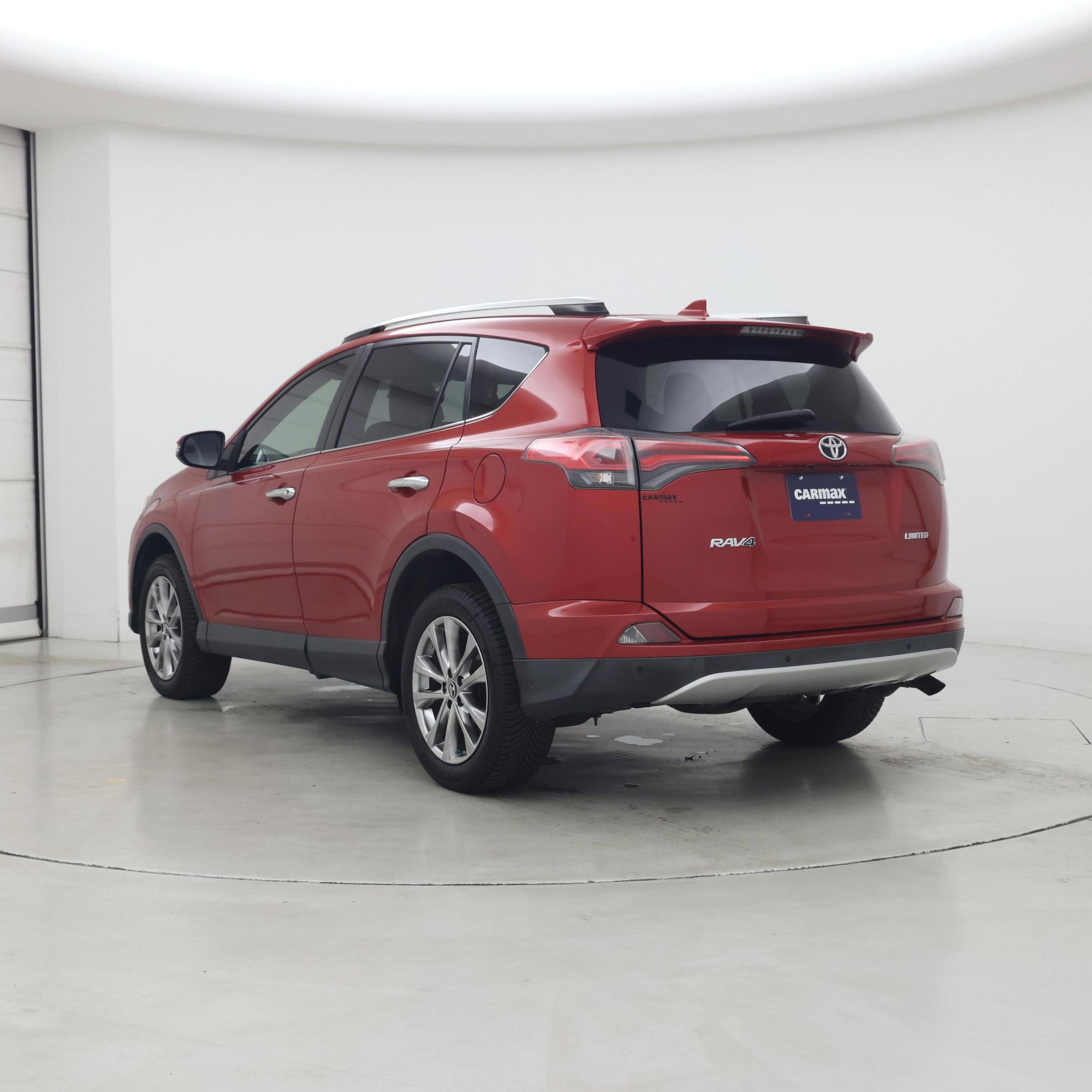 Thumbnail: 2016 Toyota RAV4 - 2