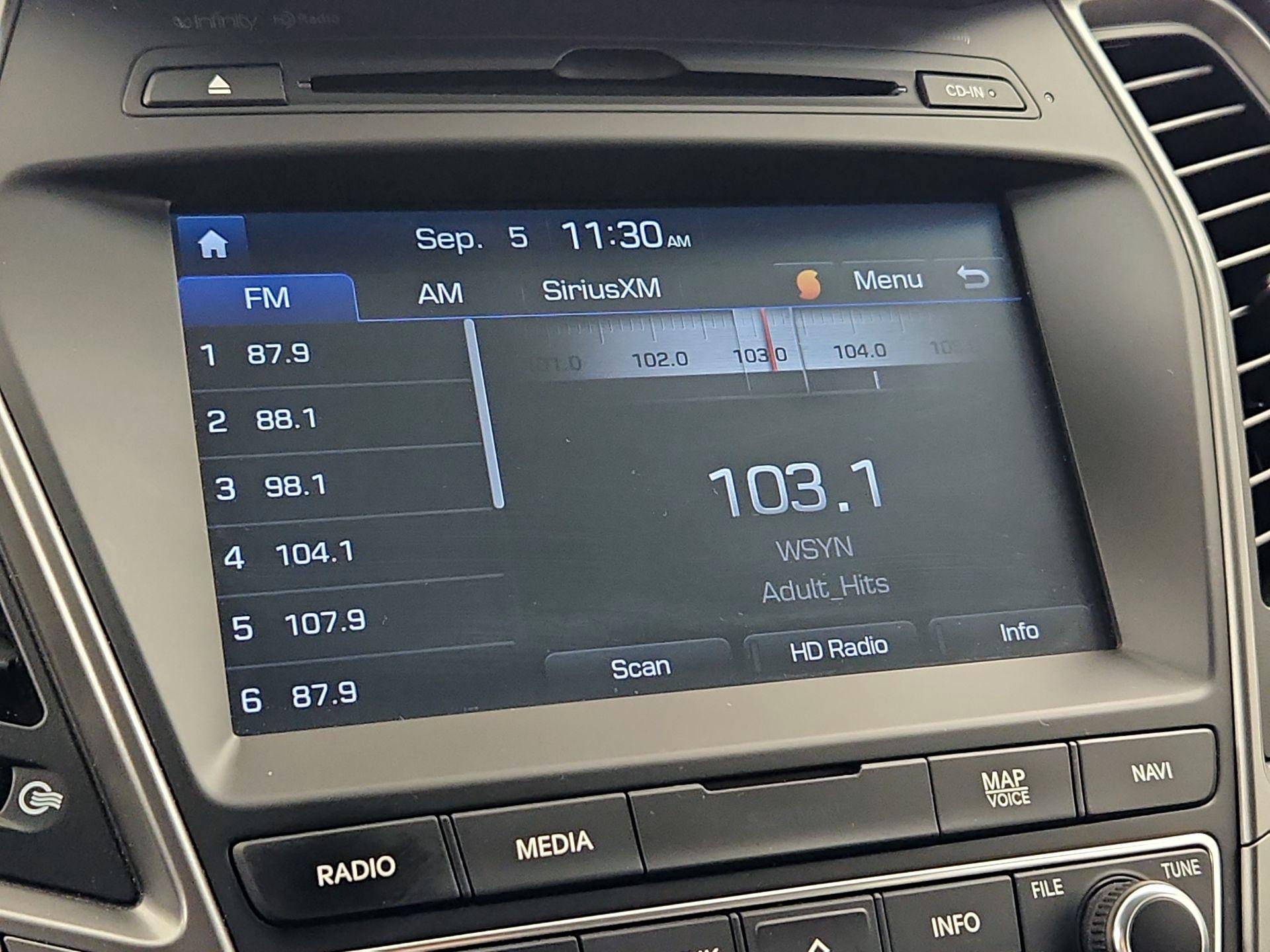 Thumbnail: 2018 Hyundai Santa Fe - 16
