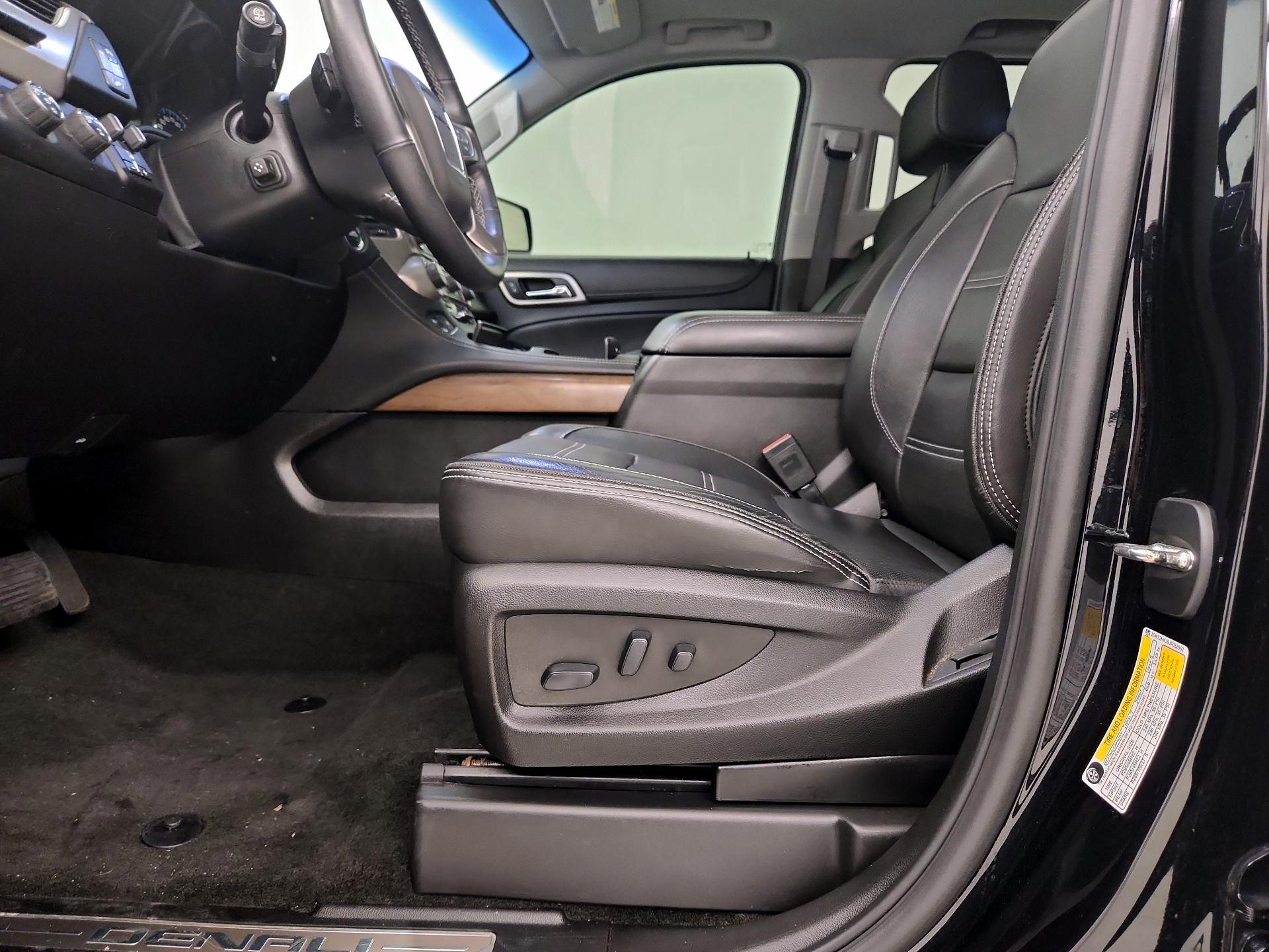 Thumbnail: 2018 GMC Yukon XL - 11