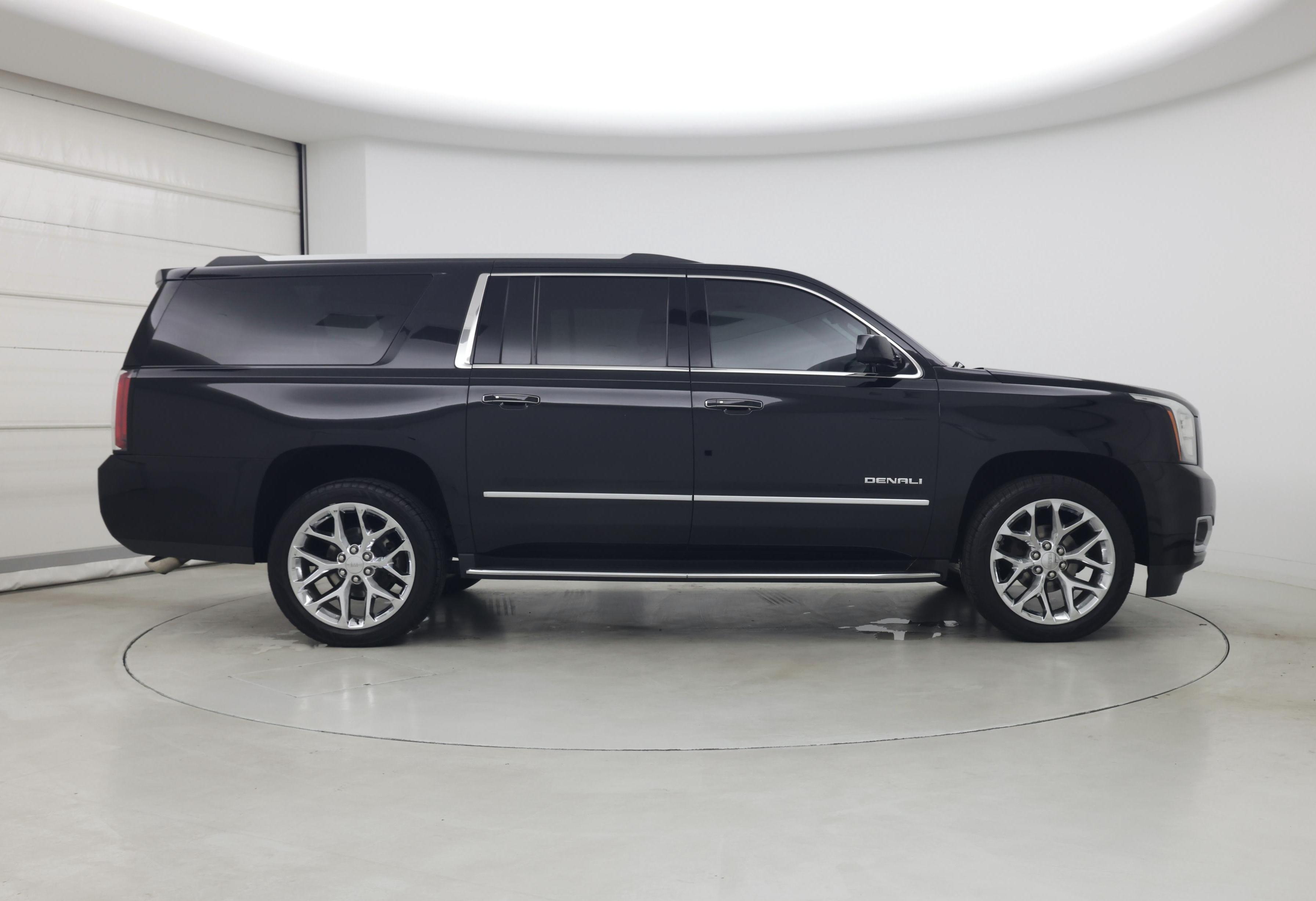 Thumbnail: 2018 GMC Yukon XL - 7