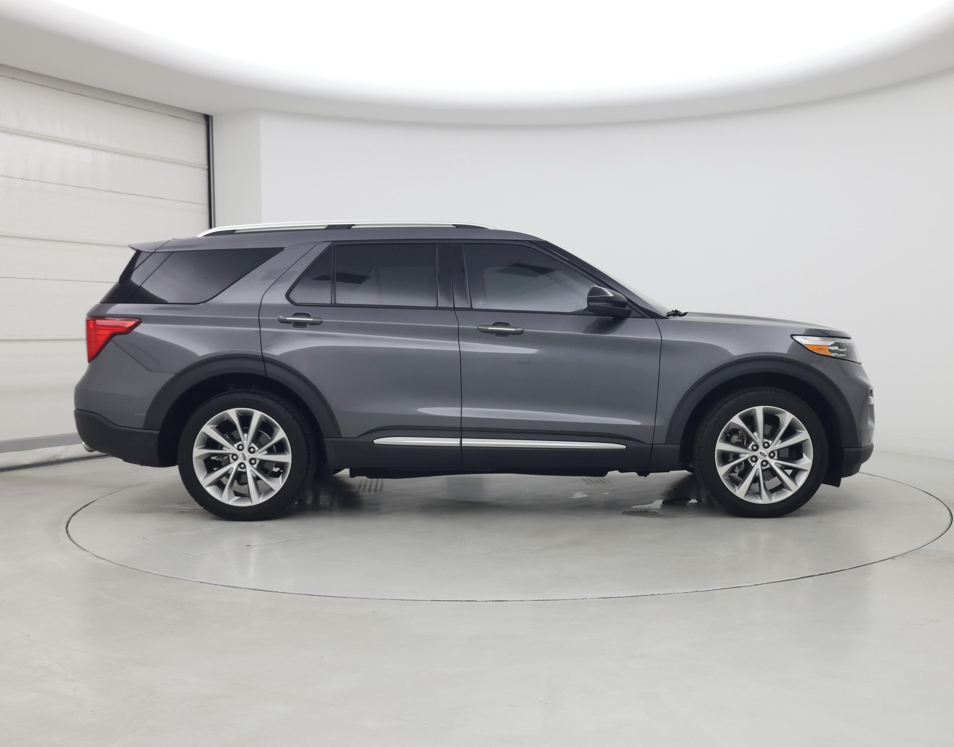 Thumbnail: 2021 Ford Explorer - 7