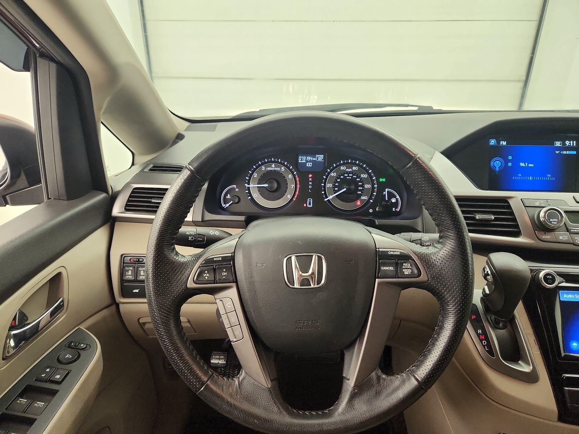 Thumbnail: 2015 Honda Odyssey - 10