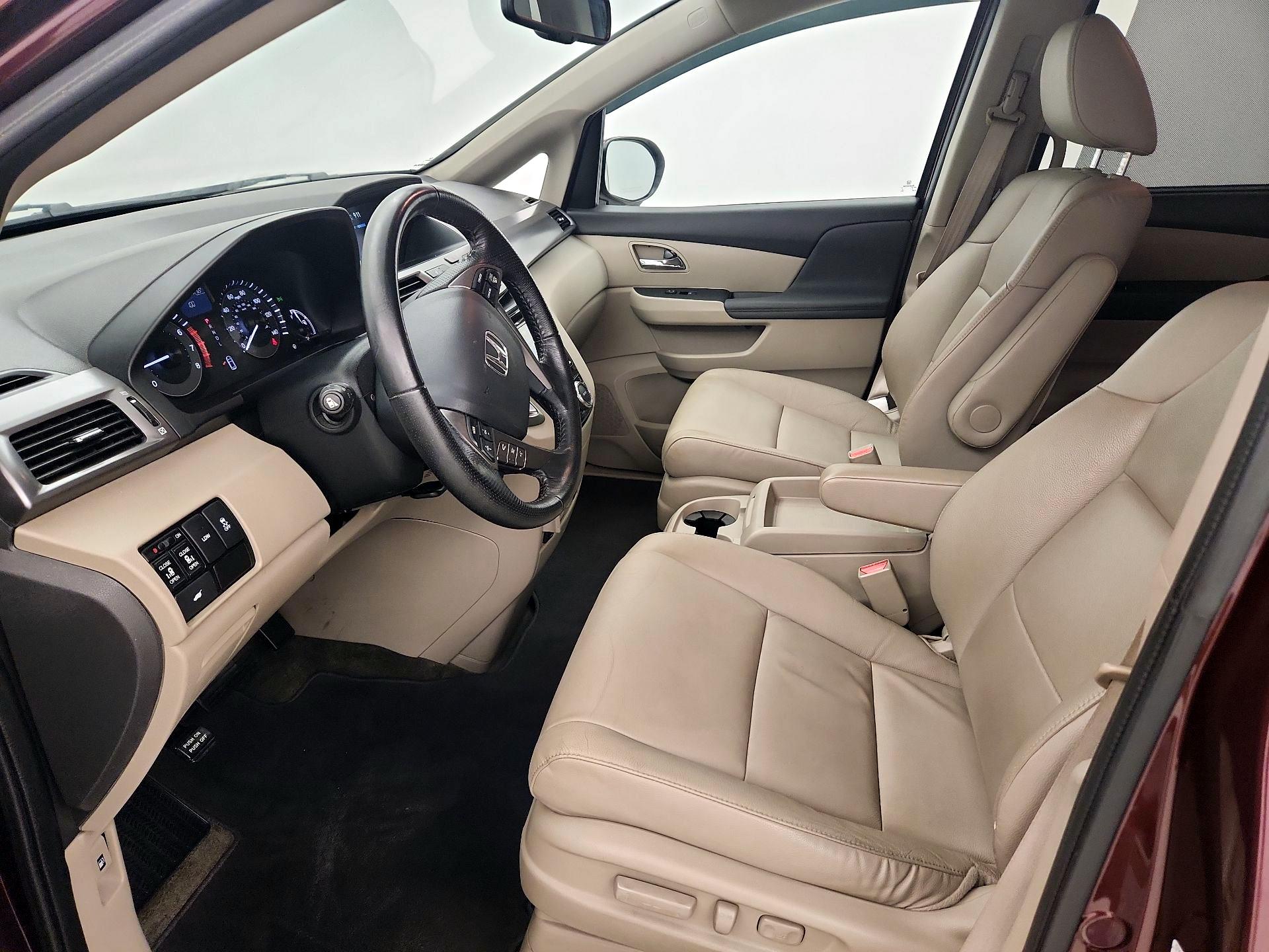 Thumbnail: 2015 Honda Odyssey - 11