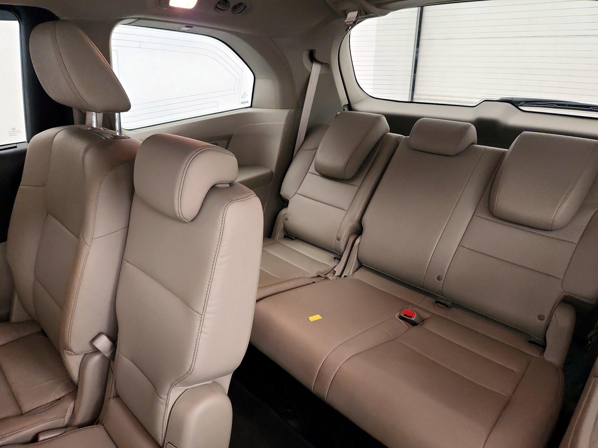 Thumbnail: 2015 Honda Odyssey - 20