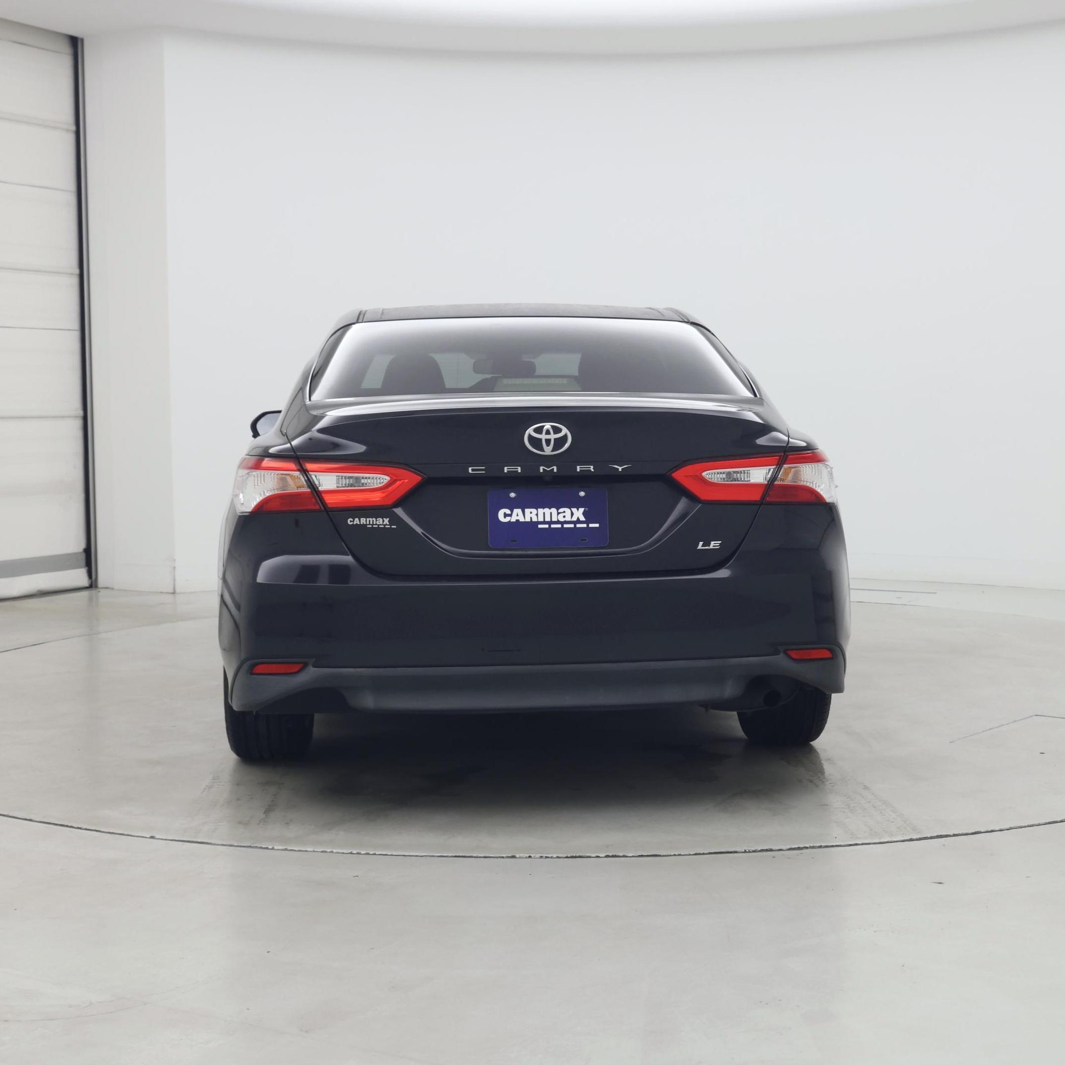 Thumbnail: 2018 Toyota Camry - 6