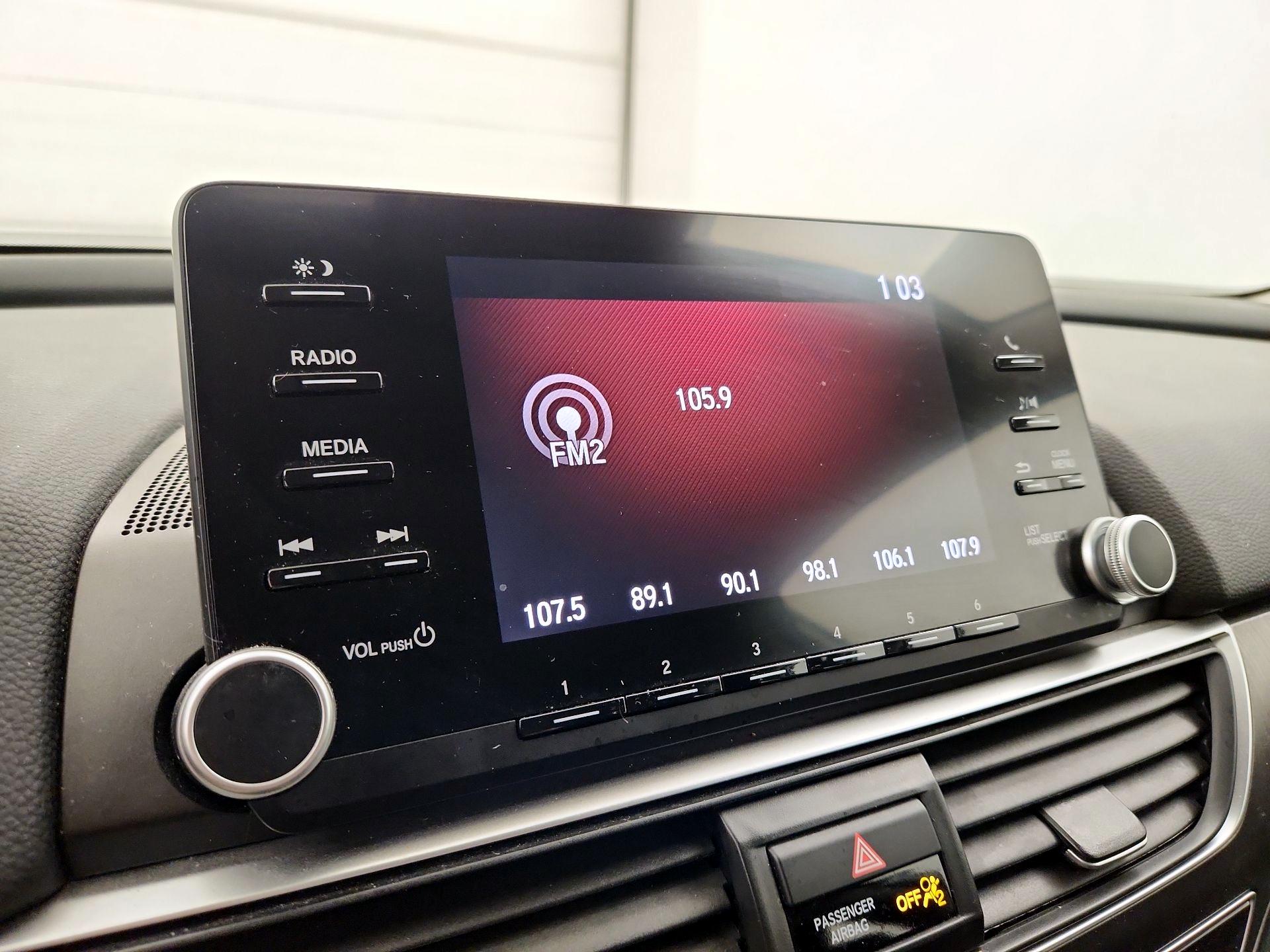 Thumbnail: 2018 Honda Accord - 15