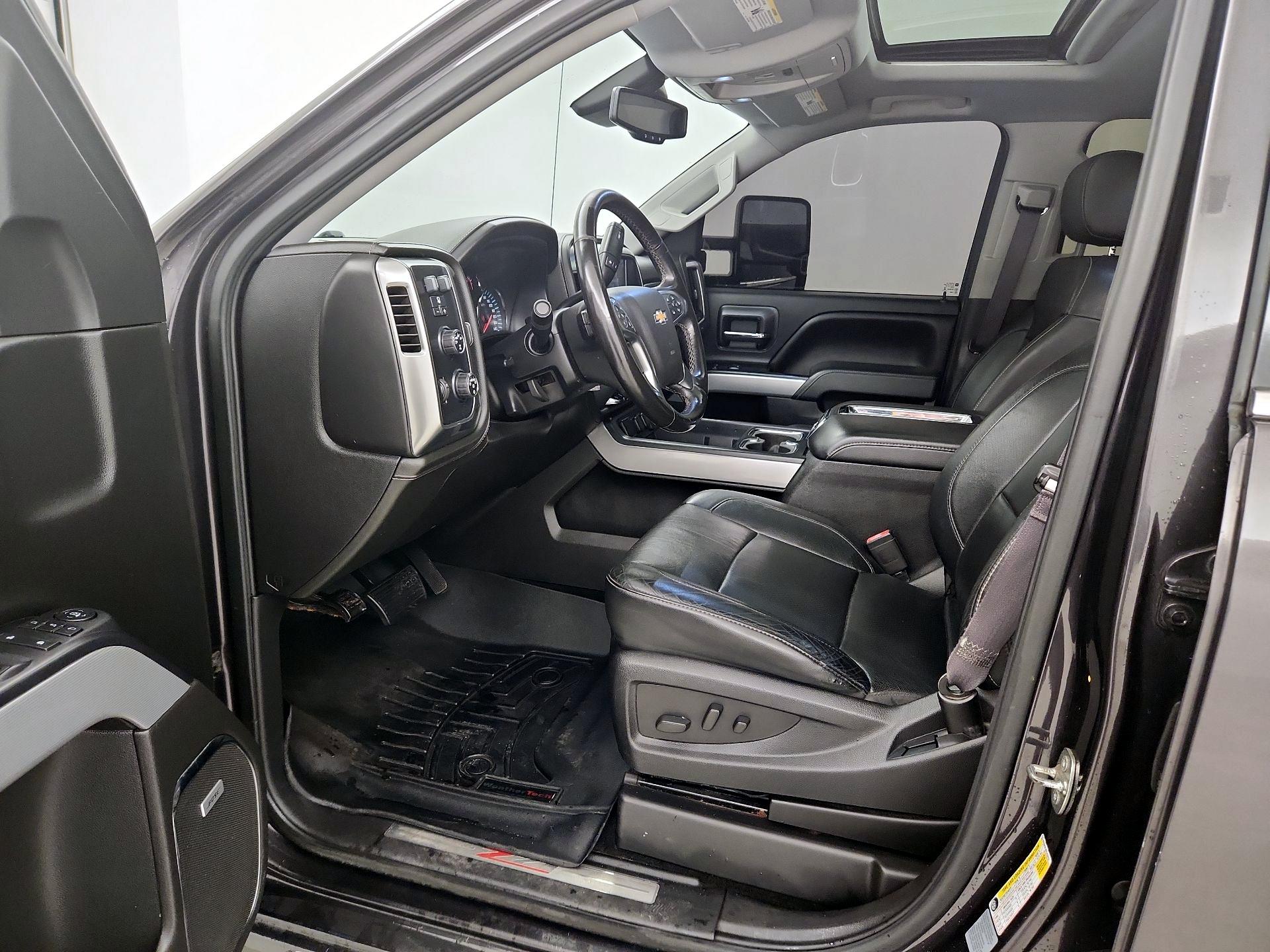 Thumbnail: 2015 Chevrolet Silverado 1500 - 11