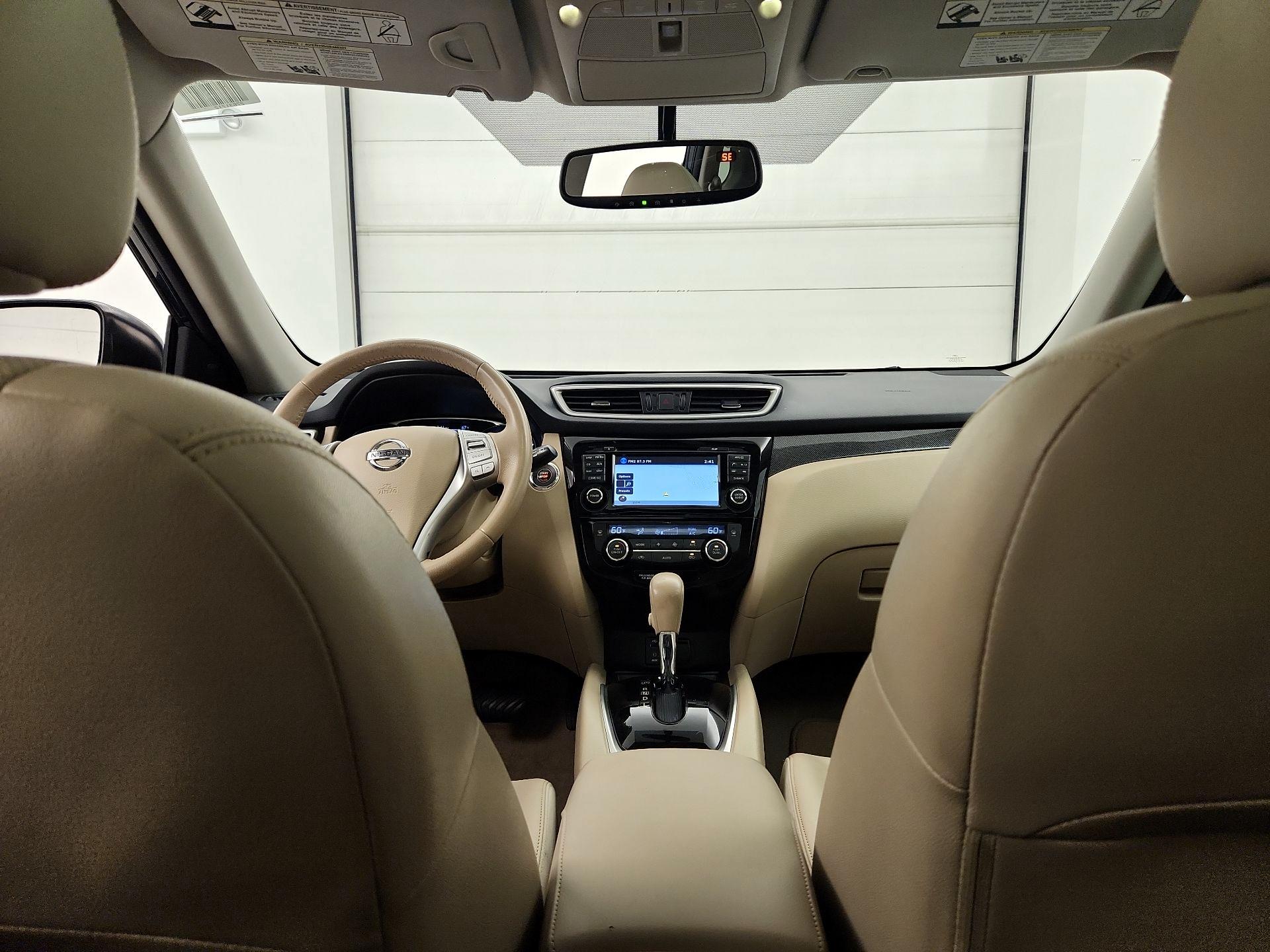 Thumbnail: 2015 Nissan Rogue - 9