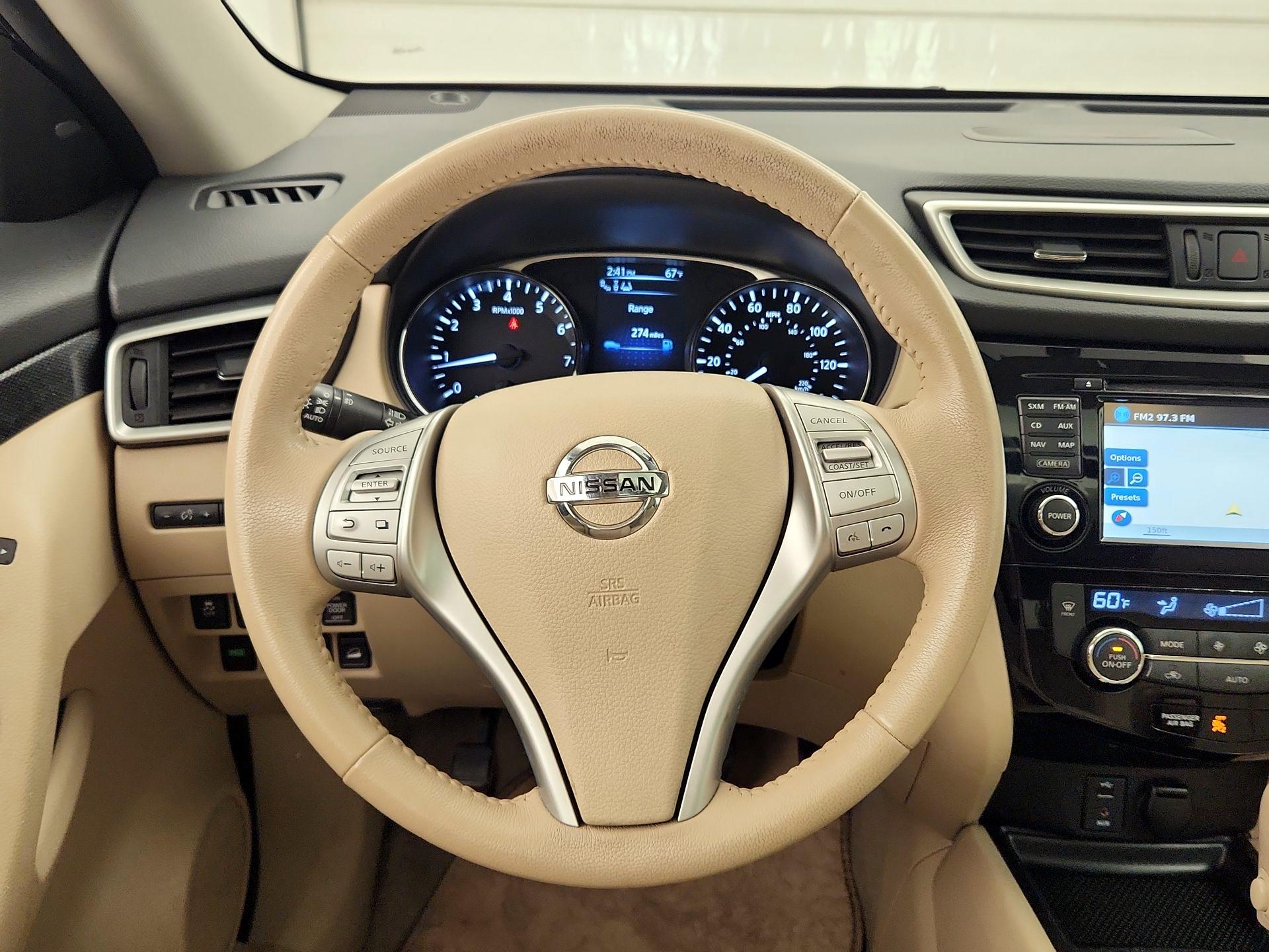 Thumbnail: 2015 Nissan Rogue - 10