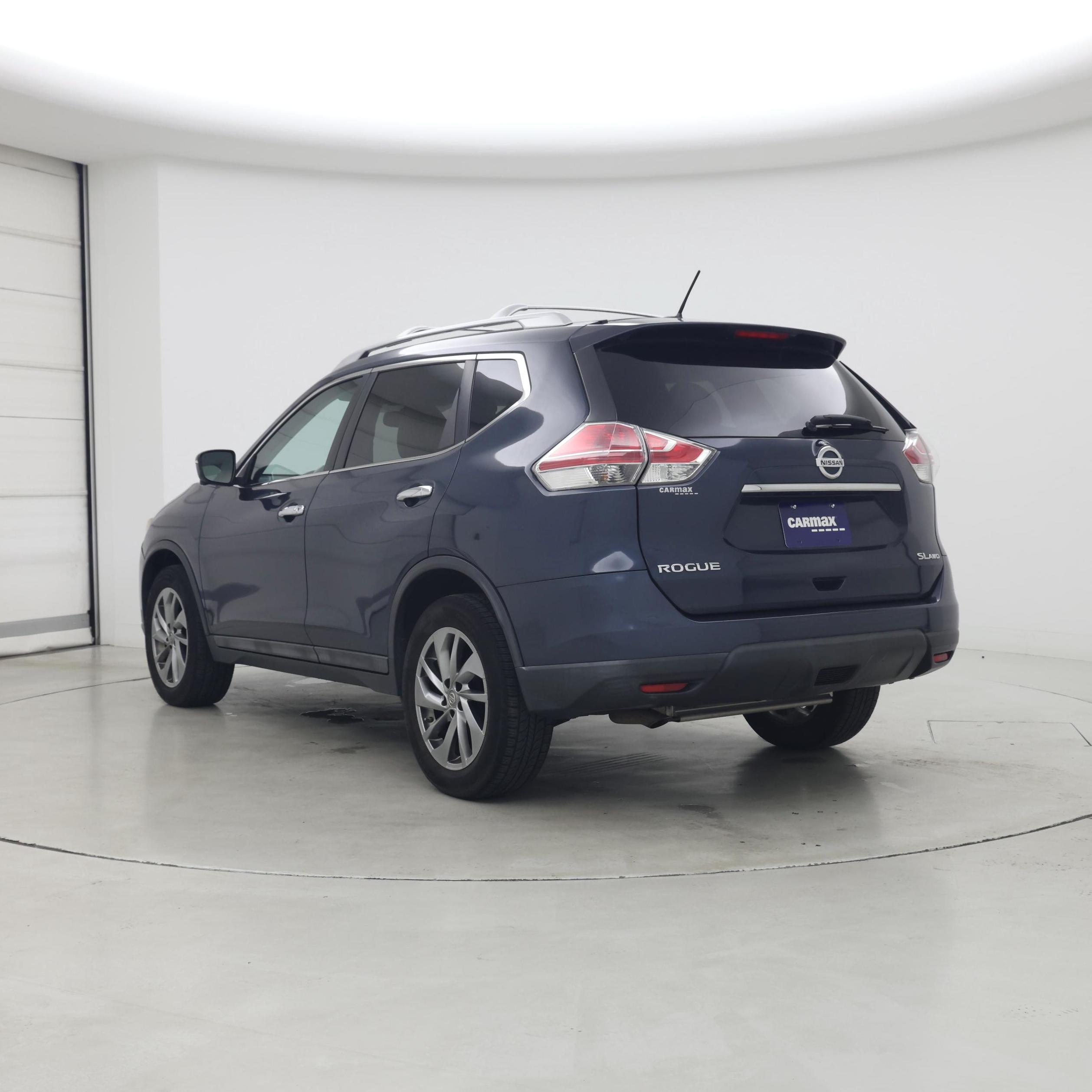 Thumbnail: 2015 Nissan Rogue - 2